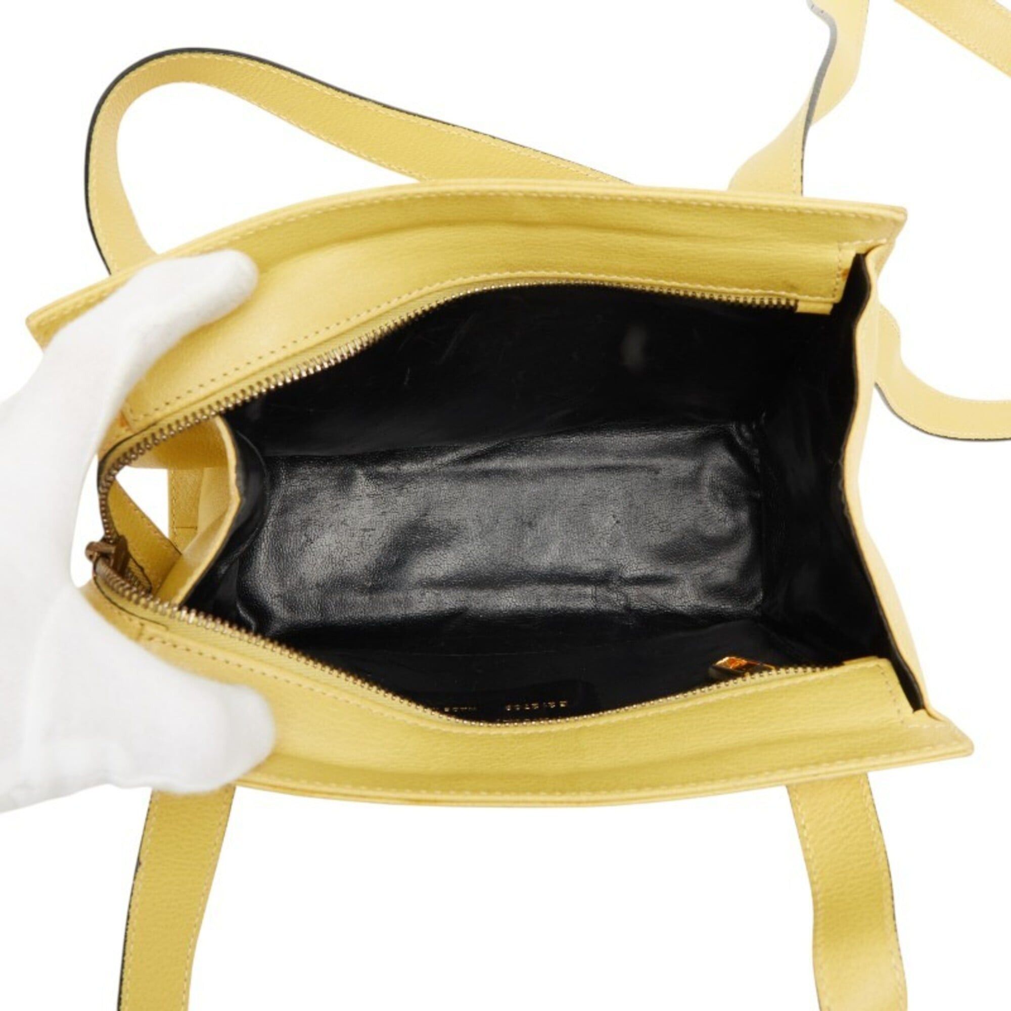 Salvatore Ferragamo Salvatore Ferragamo handbag/shoulder bag E212709, yellow leather, women's. Size ONE SIZE - 9 Thumbnail