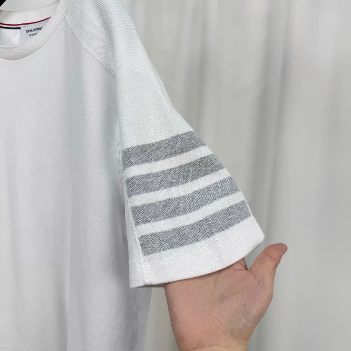 Thom Browne Thom Browne Four-Bar Stripe Short Sleeve Size US L / EU 52-54 / 3 - 4 Thumbnail