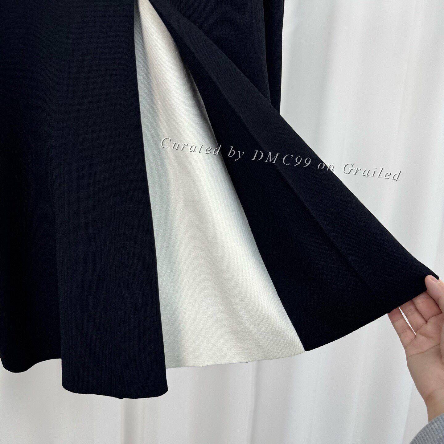 Valentino Valentino Black White Back Slit Knit Sweatshirt Size US M / EU 48-50 / 2 - 5 Thumbnail