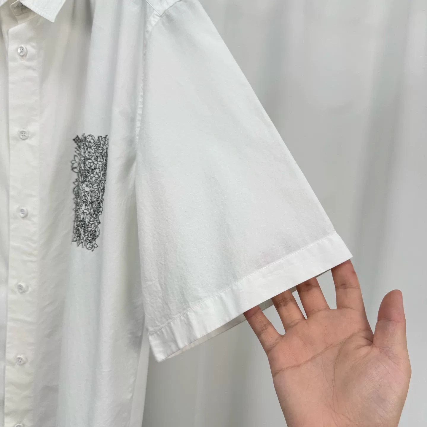Louis Vuitton Louis Vuitton Monogram Short-Sleeve Shirt Size US XS / EU 42 / 0 - 4 Thumbnail
