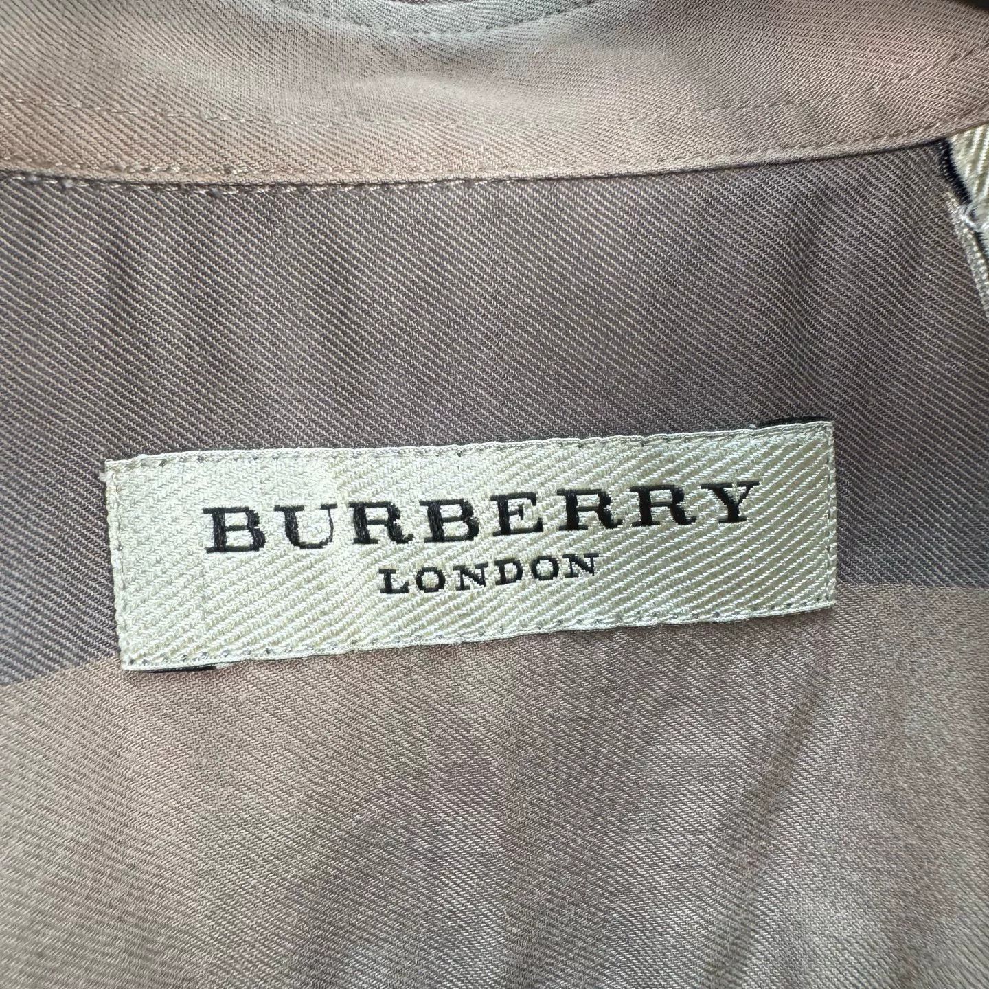 Burberry Burberry Classic Check Short-Sleeve Shirt Size US L / EU 52-54 / 3 - 5 Thumbnail
