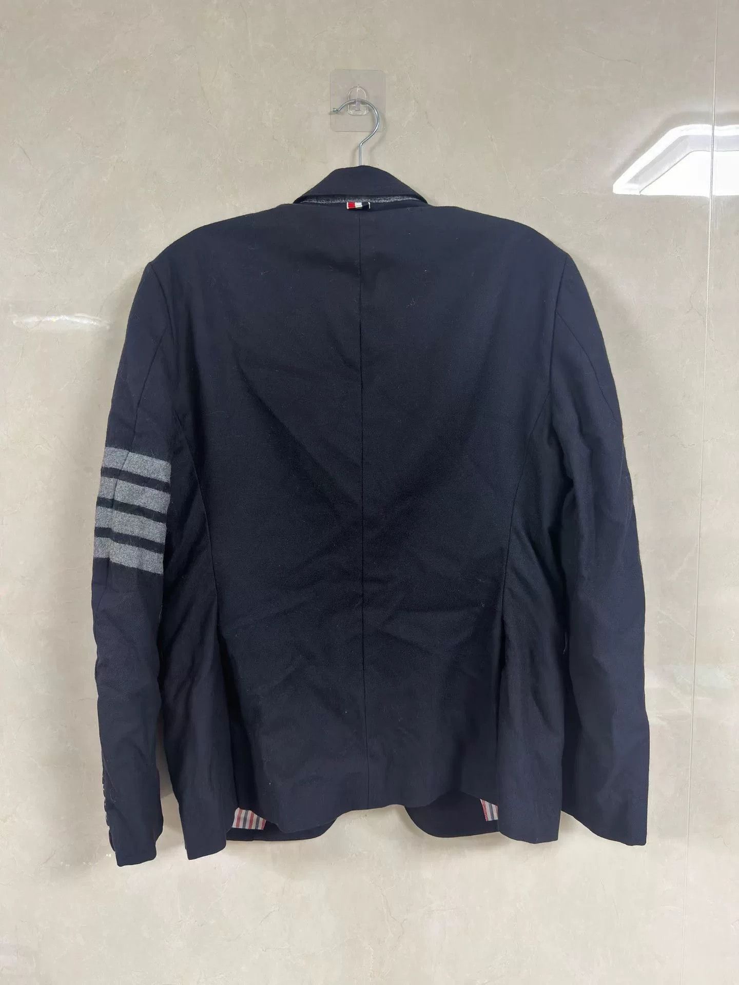 Thom Browne Thom Browne Wool Sleeve Badge Suit Size US M / EU 48-50 / 2 - 2 Thumbnail