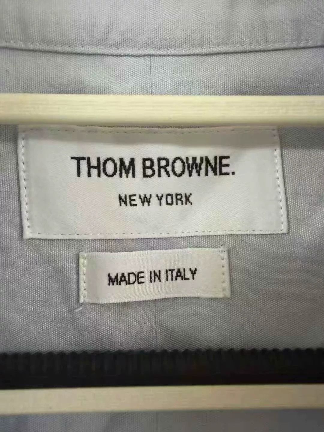 Thom Browne Thom Browne Blue Sleeve Badge Shirt Size US L / EU 52-54 / 3 - 3 Thumbnail