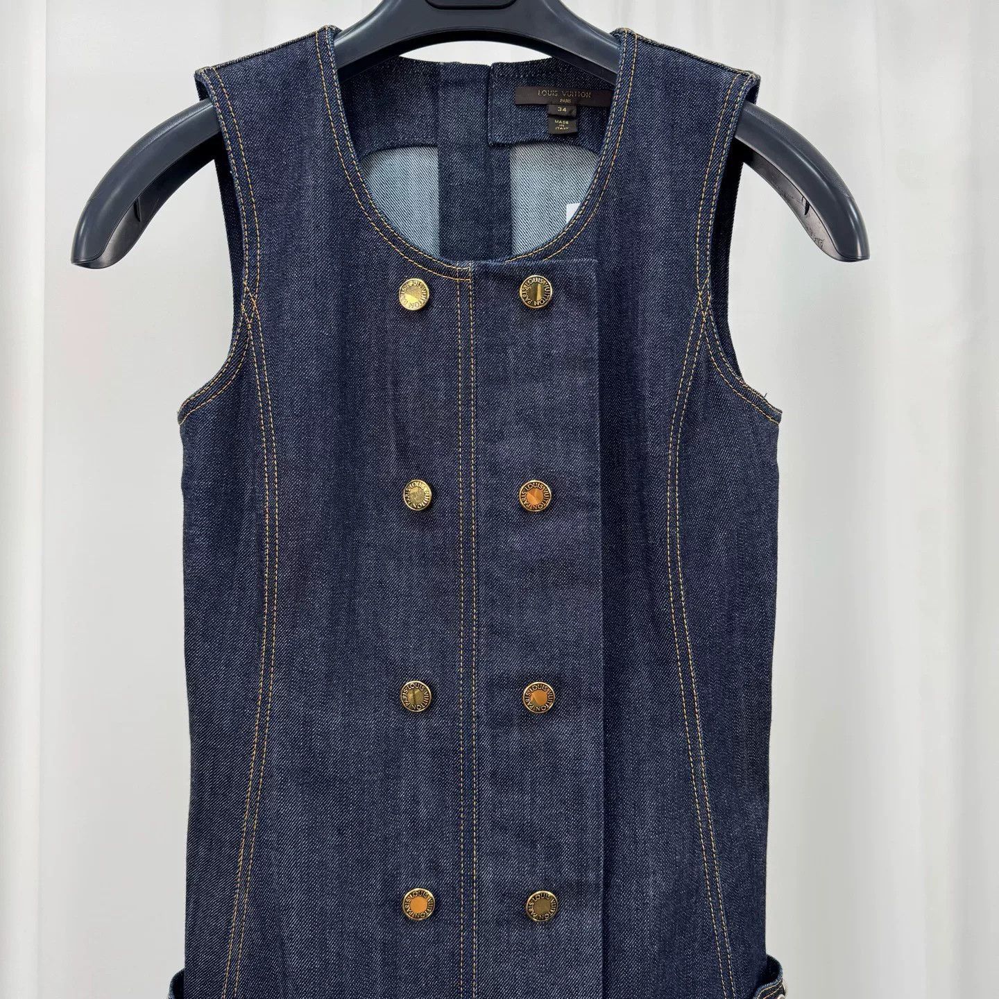 Louis Vuitton Louis Vuitton Double-Breasted Beaded Denim Dress Size XXS / US 00 / IT 34 - 3 Thumbnail