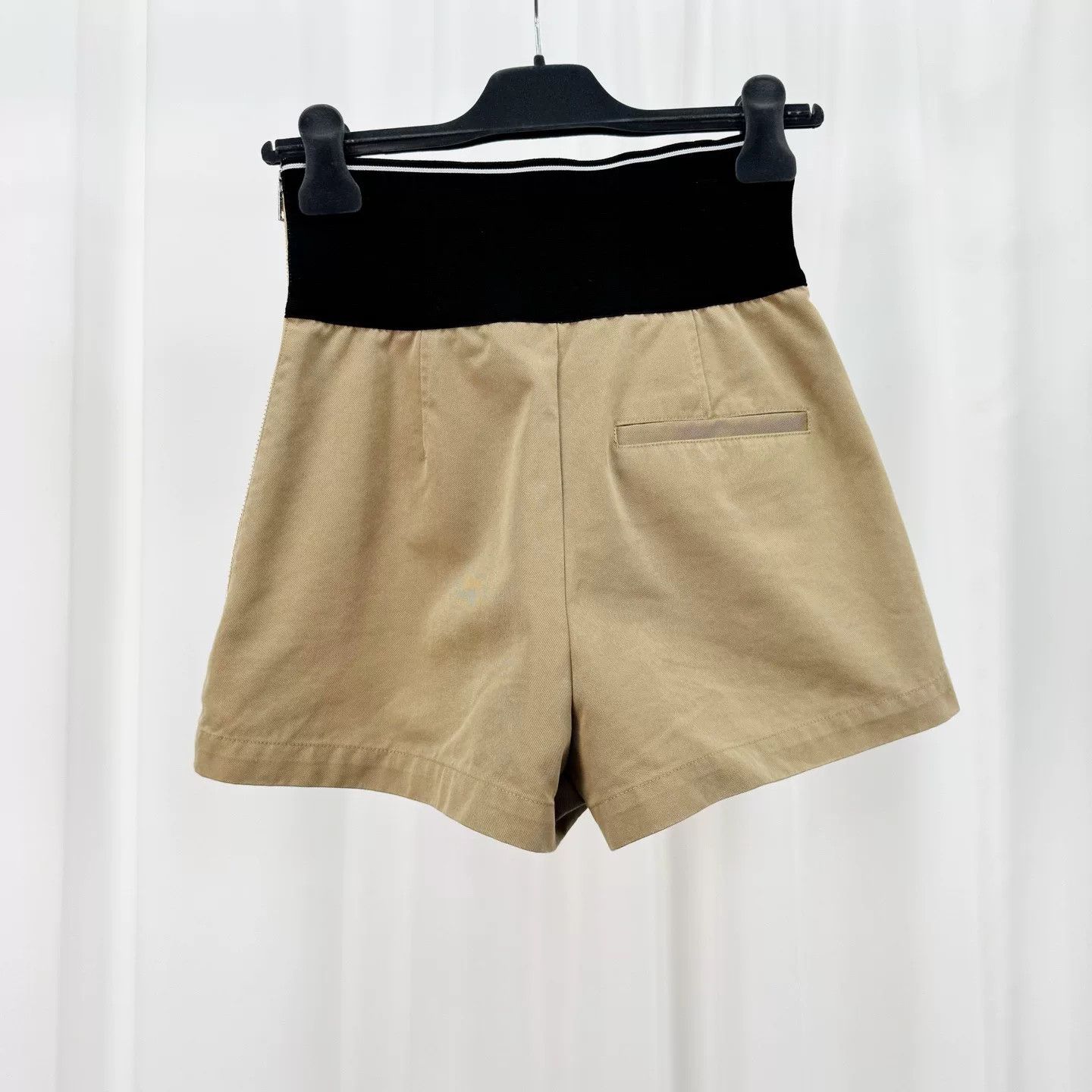 Alexander Wang Alexander Wang Khaki Letter Shorts Size 22" - 2 Thumbnail