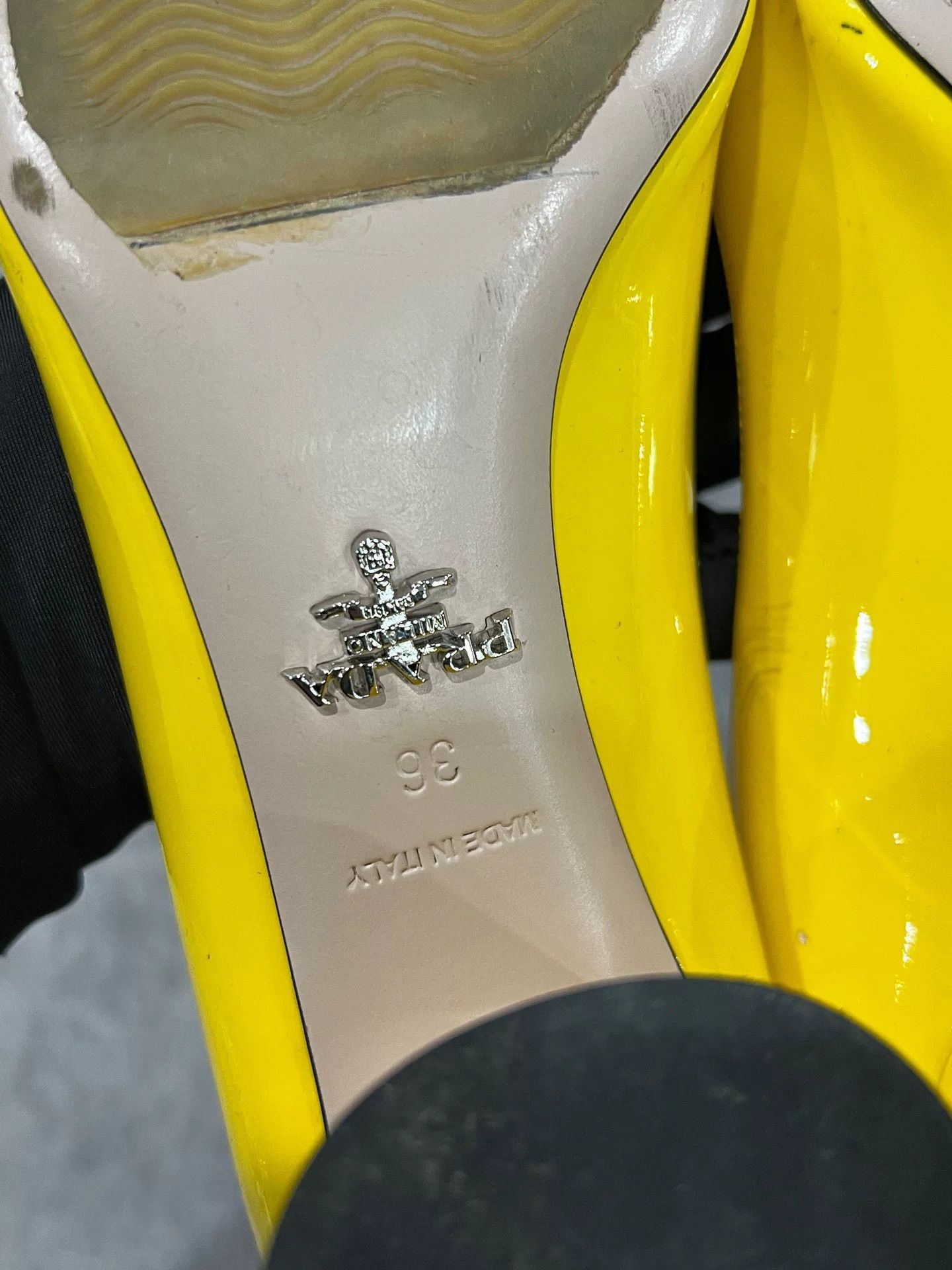 Prada Prada Women's High Heels Size US 5 / IT 35 - 6 Thumbnail