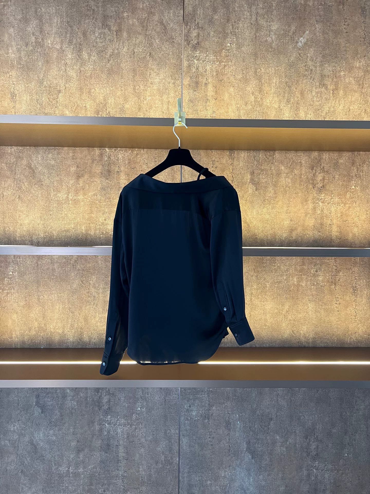 Alexander Wang Alexander Wang Silk Shirt Size XS / US 0-2 / IT 36-38 - 2 Thumbnail