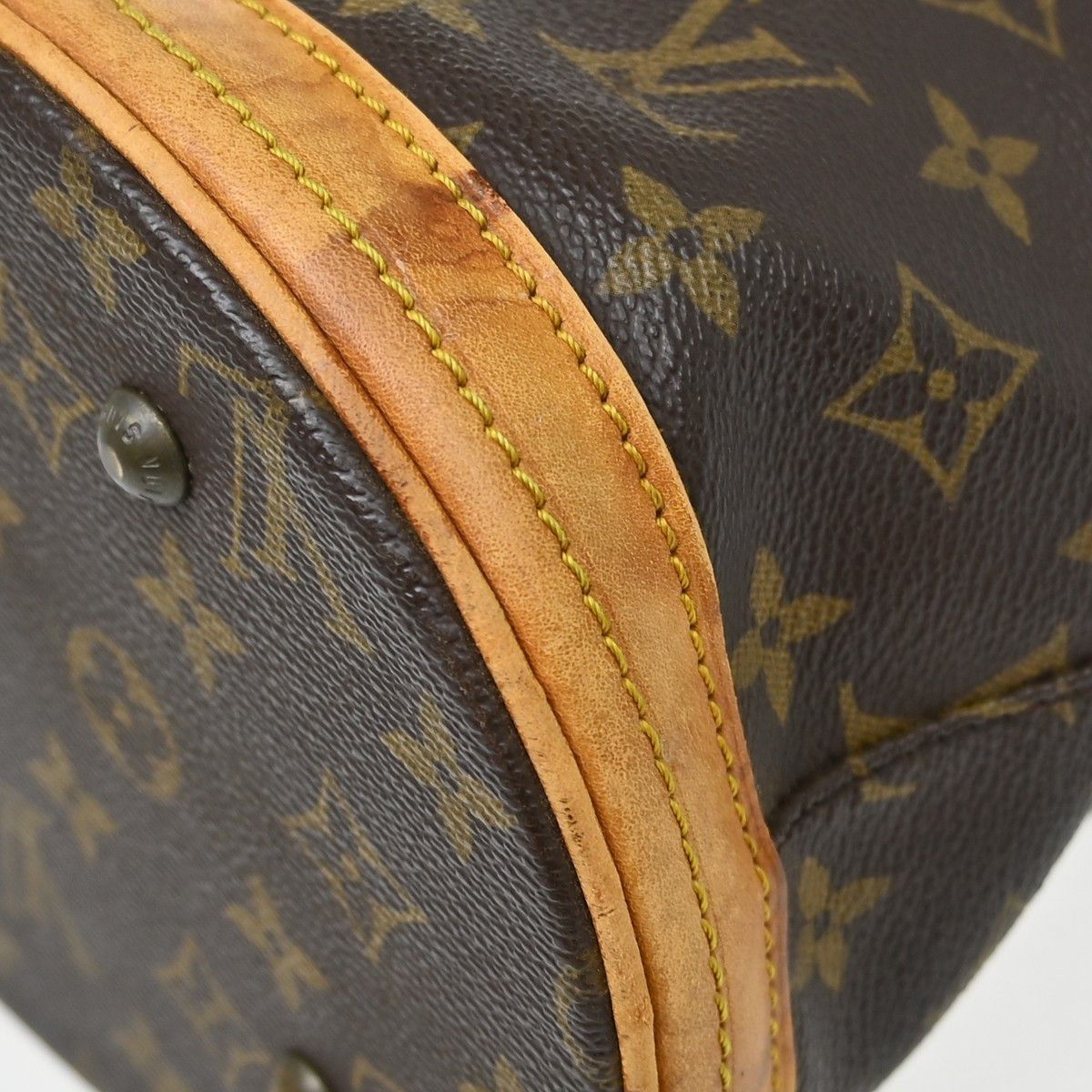 Louis Vuitton Louis Vuitton Bucket Bag Monogram Canvas Size ONE SIZE - 7 Thumbnail