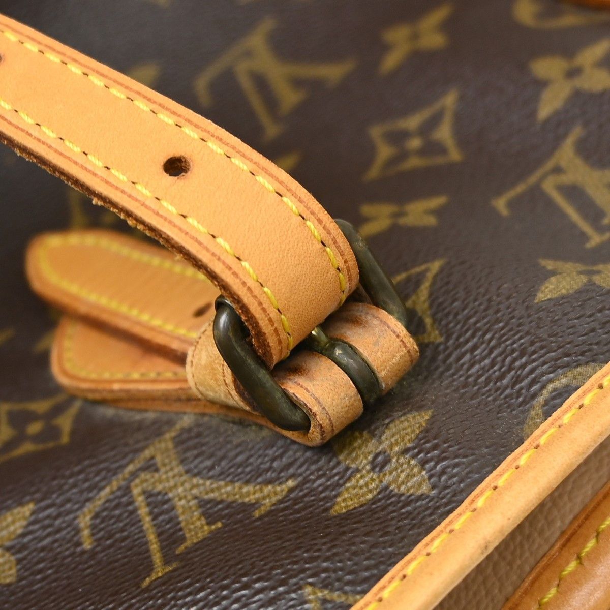Louis Vuitton Louis Vuitton Bucket Bag Monogram Canvas Size ONE SIZE - 11 Thumbnail