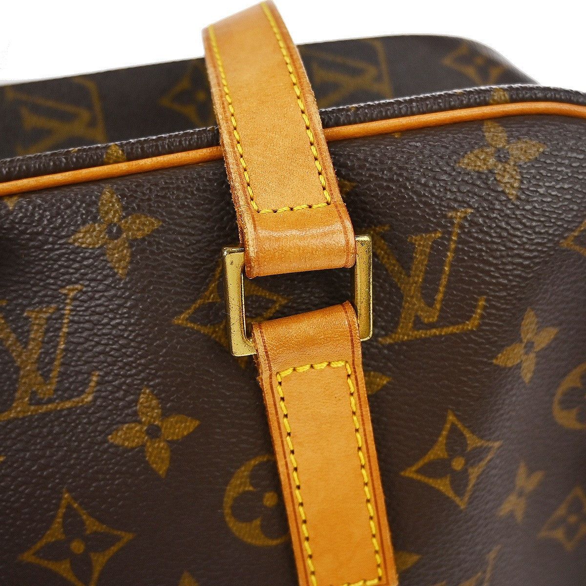 Louis Vuitton Louis Vuitton Cite Handbag Monogram Canvas Size ONE SIZE - 10 Thumbnail