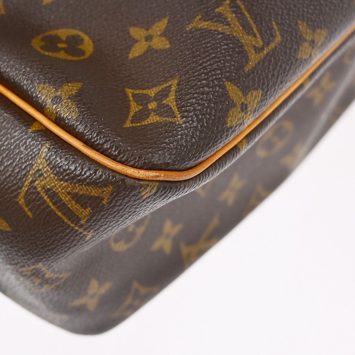 Louis Vuitton Louis Vuitton Cite Handbag Monogram Canvas Size ONE SIZE - 9 Thumbnail