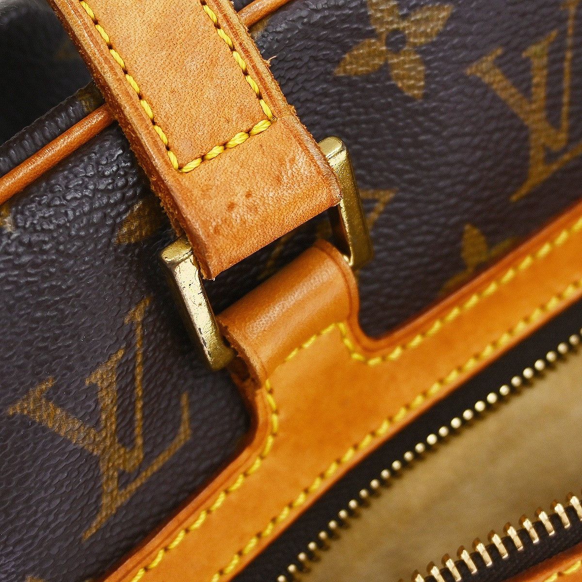 Louis Vuitton Louis Vuitton Cite Handbag Monogram Canvas Size ONE SIZE - 11 Thumbnail