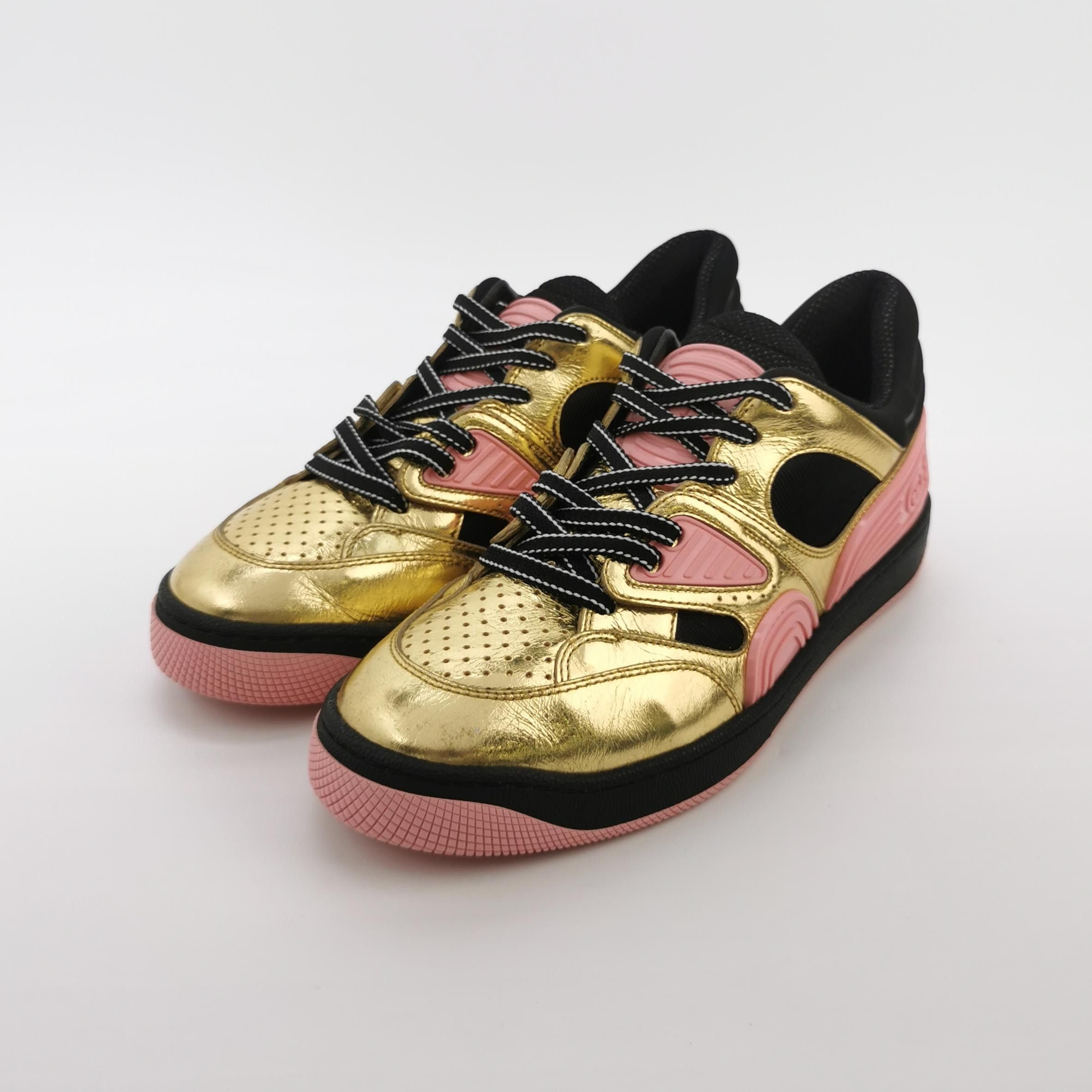 Gucci Gucci Women 7 Lowtop Sneakers Size US 7 / IT 37 - 2 Thumbnail