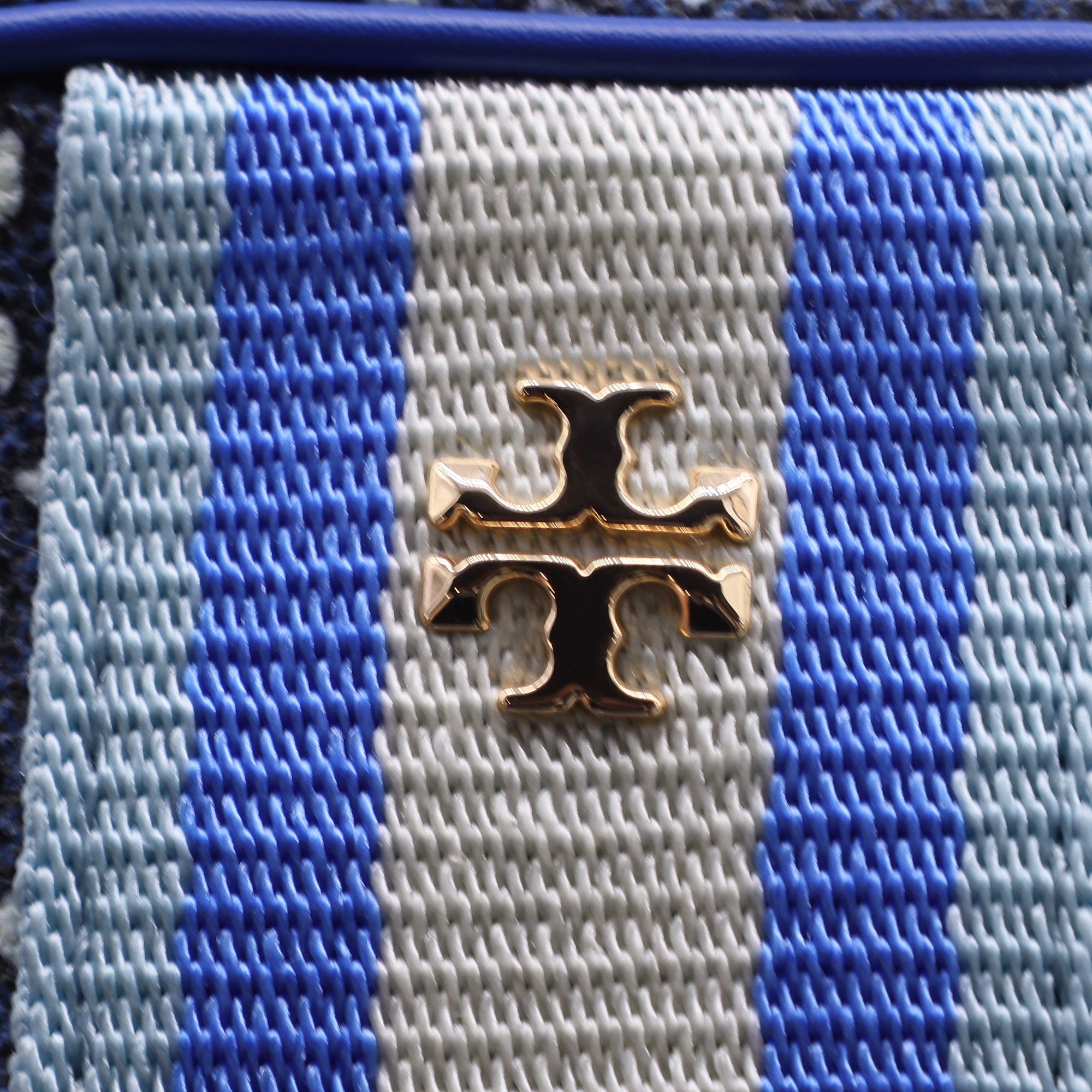 Tory Burch Tory Burch Gemini Link Small Camera Bag in Blue Canvas Size ONE SIZE - 8 Thumbnail