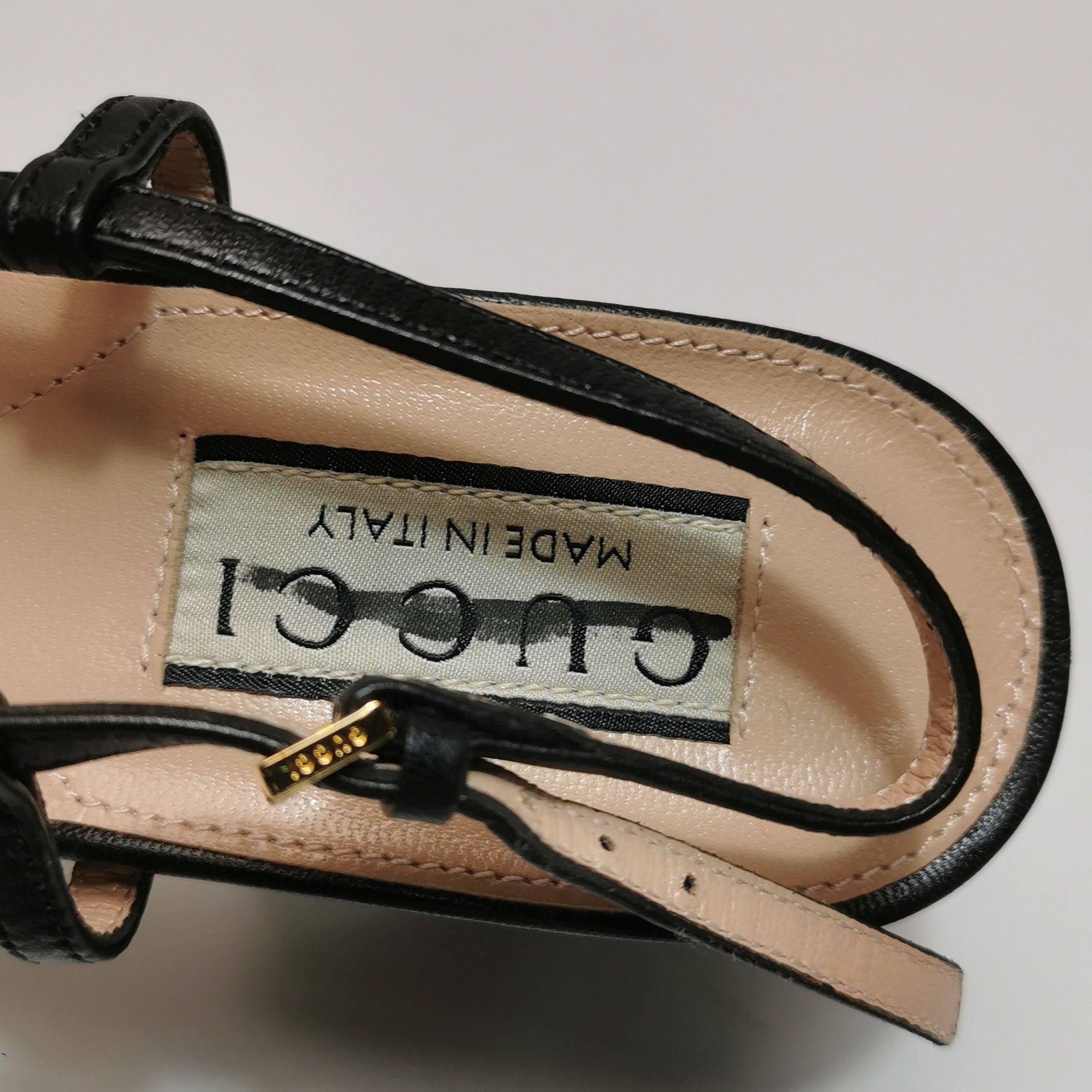 Gucci Gucci Women 5-5 Flats Size US 5.5 / IT 35.5 - 9 Thumbnail
