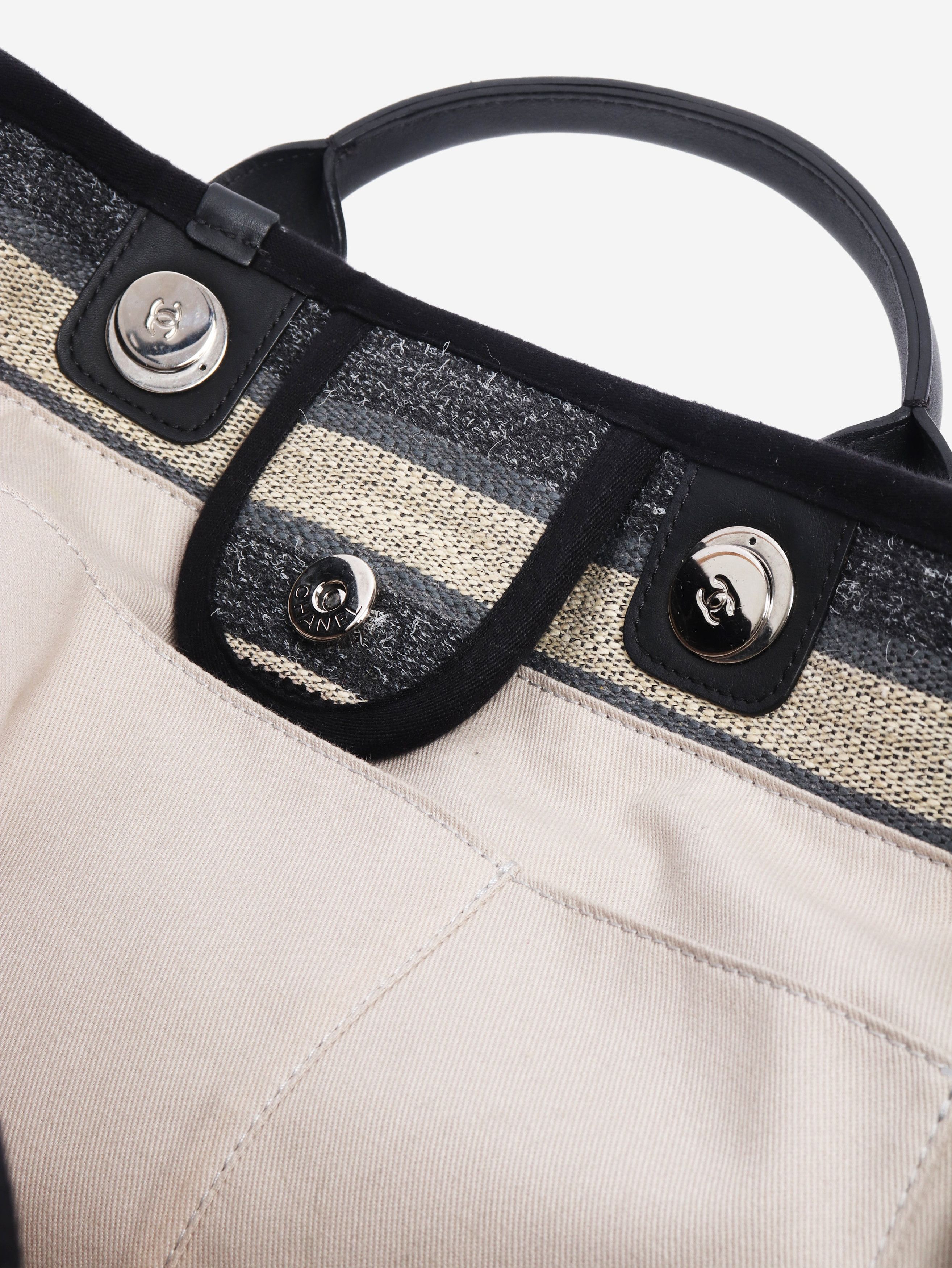Chanel Black extra large striped Deauville tote bag Size ONE SIZE - 9 Thumbnail