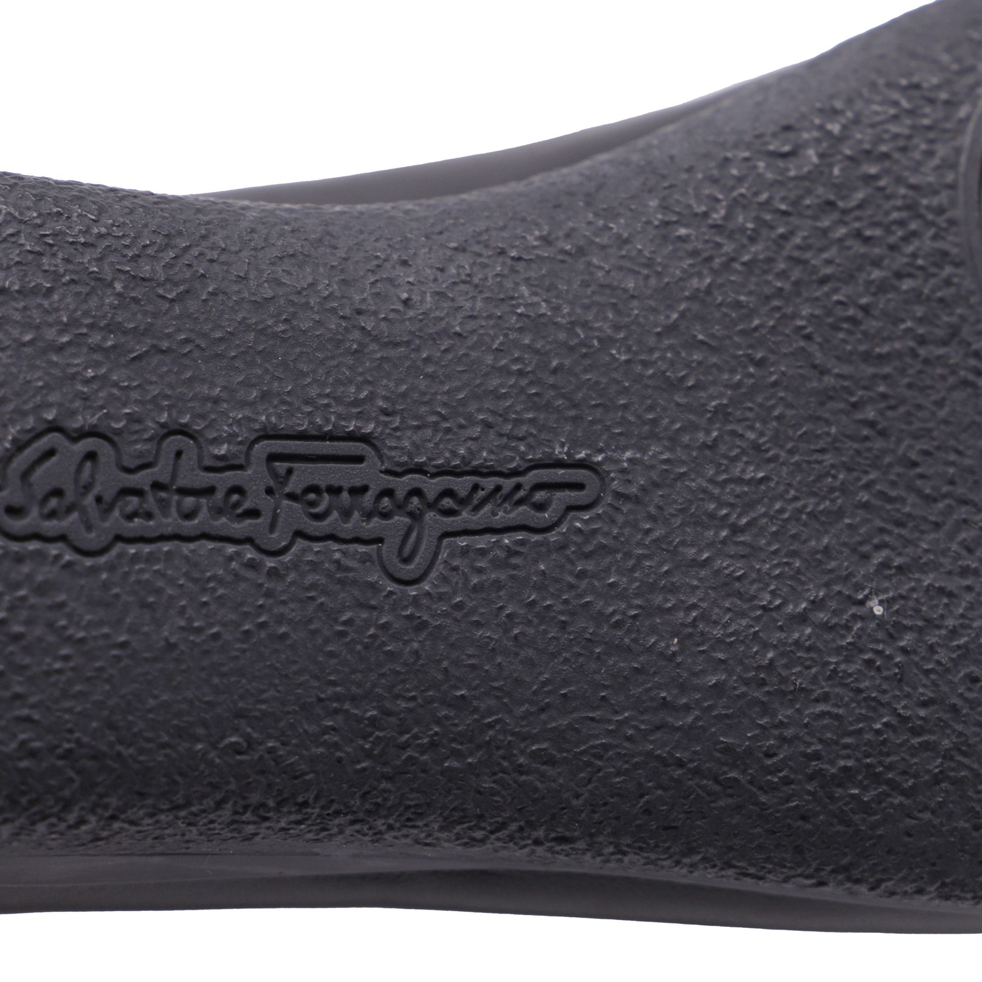 Salvatore Ferragamo Salvatore Ferragamo Gancini Loafers in Black Leather Size US 5.5 / IT 35.5 - 8 Thumbnail