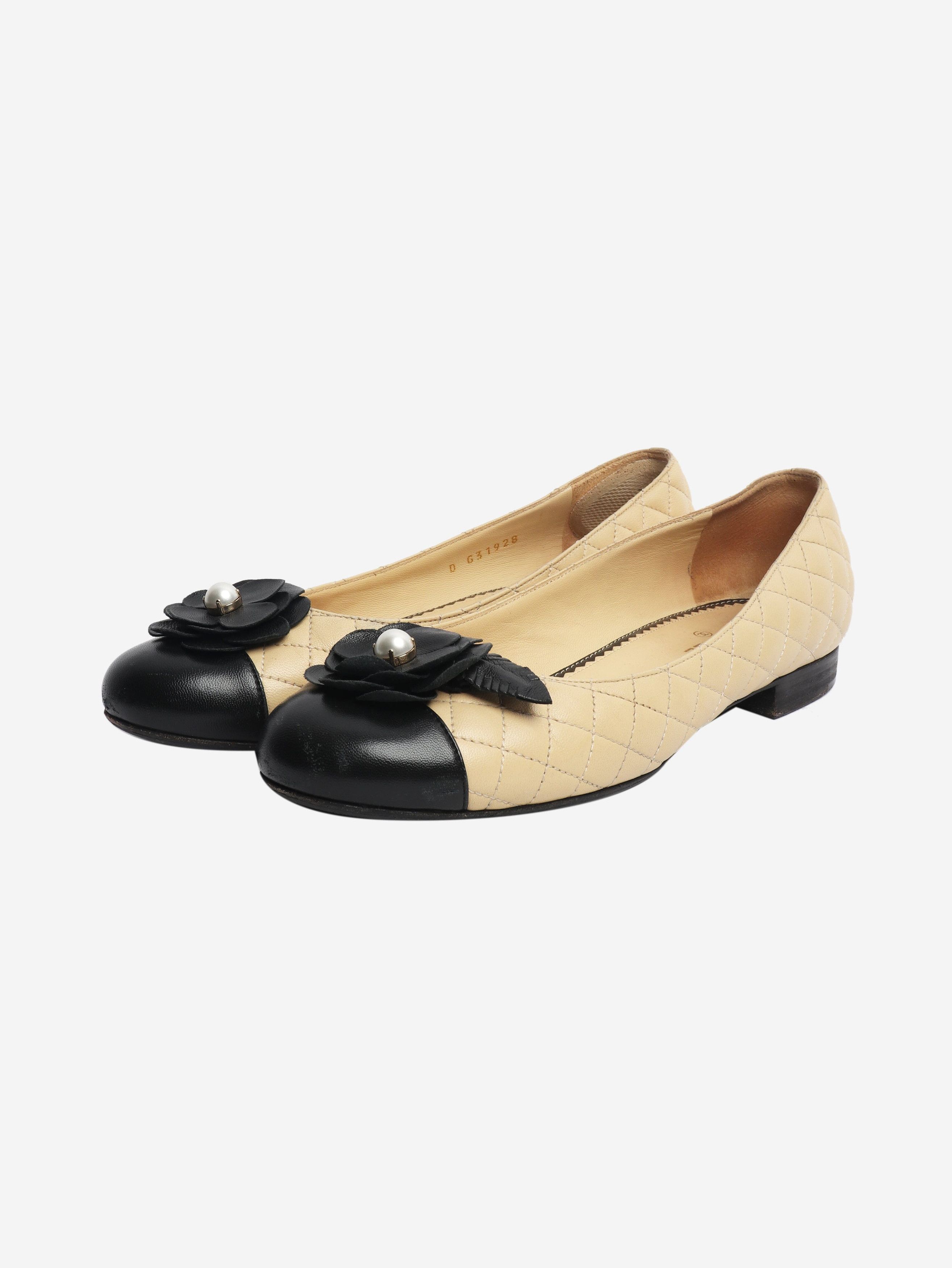 Chanel Beige leather quilted ballet flats - EU 39 Size US 8 / IT 38 - 2 Thumbnail