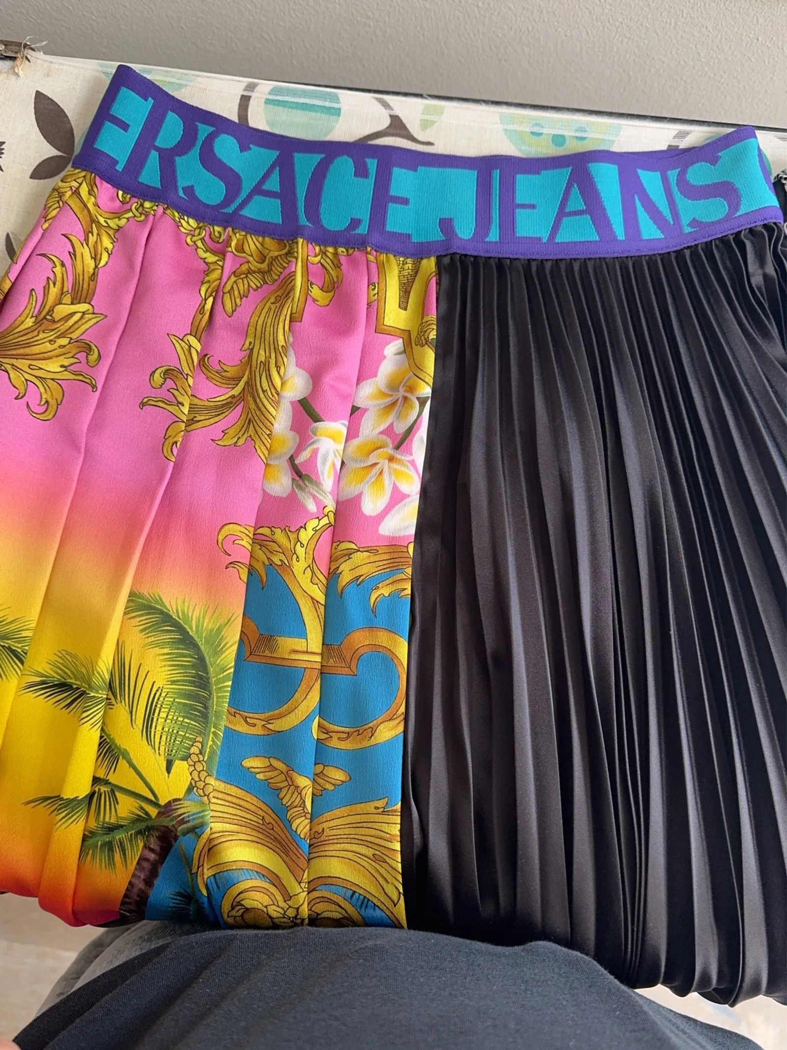 Versace Versace Skirt Size 28" / US 6 / IT 42 - 4 Thumbnail