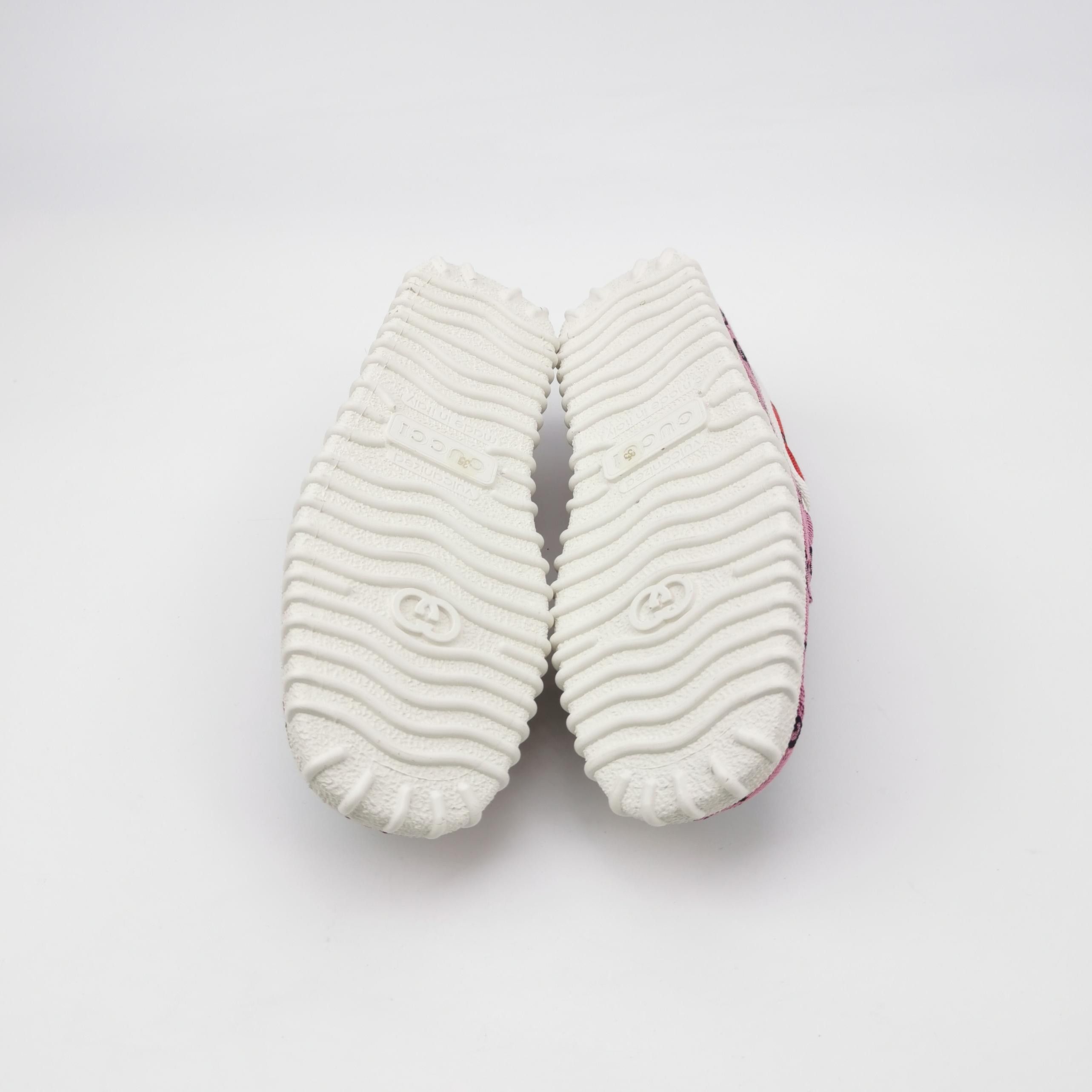 Gucci Gucci Women 5 Lowtop Sneakers Size US 5 / IT 35 - 5 Thumbnail