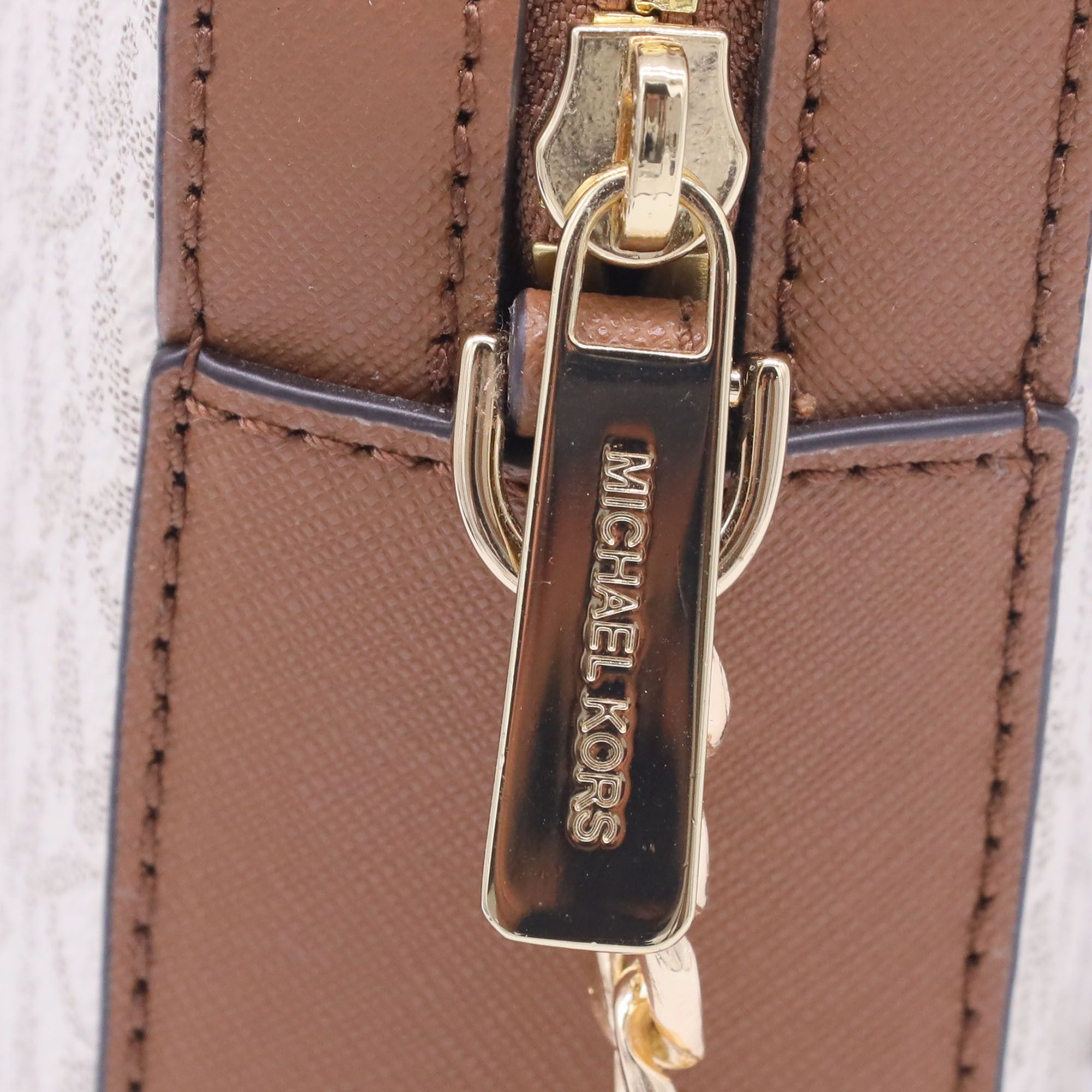 Michael Kors Michael Kors Signature Jet Set Crossbody Bag in Coated Canva Size ONE SIZE - 4 Thumbnail