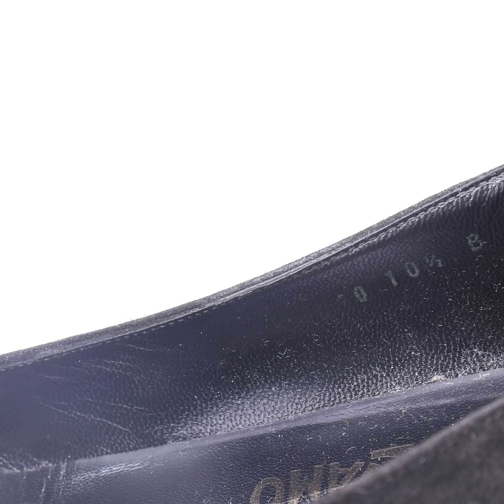 Salvatore Ferragamo Salvatore Ferragamo Bow Cutout Detail Pumps in Black Suede Size US 11.5 / IT 41.5 - 8 Thumbnail