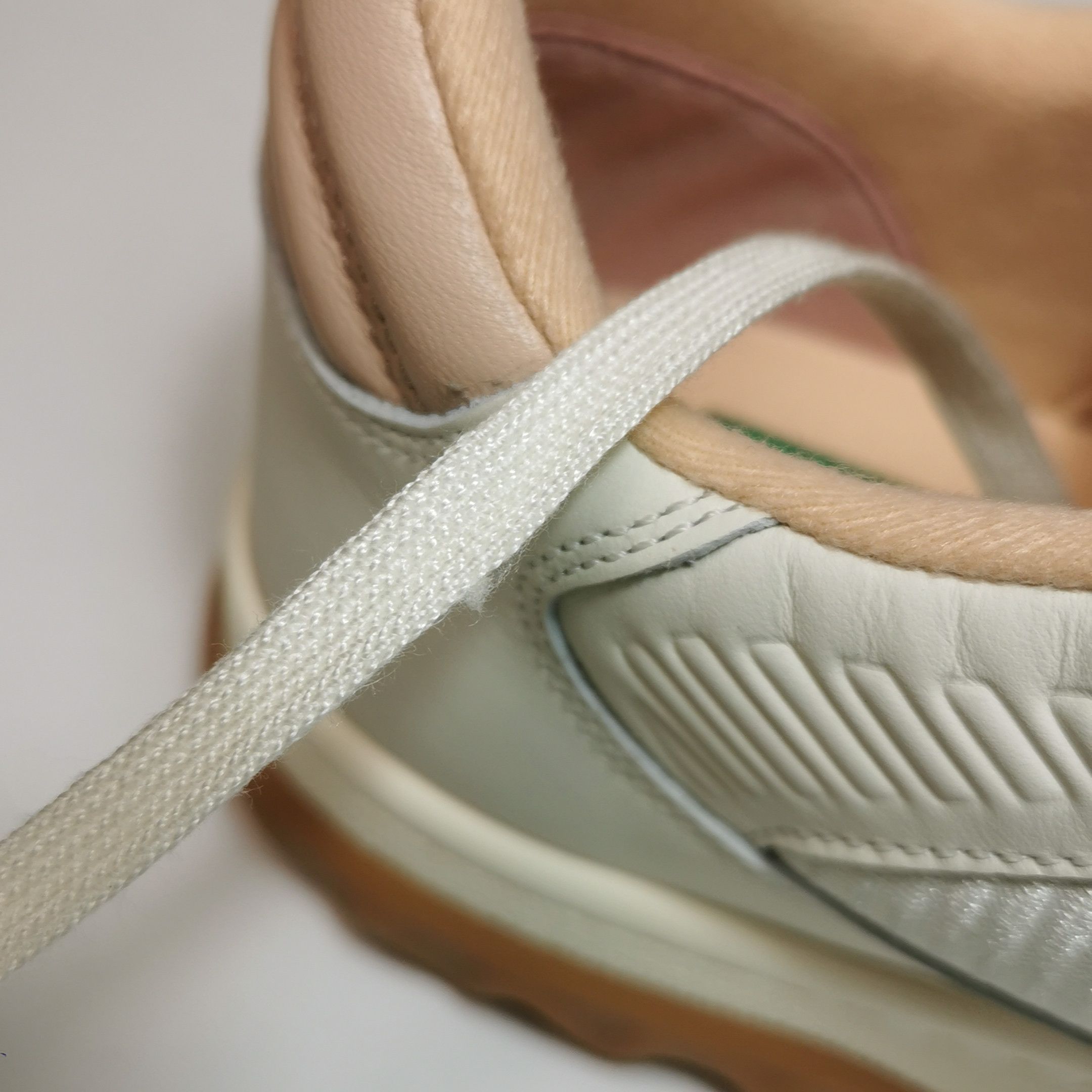 Gucci Gucci Women 8 Lowtop Sneakers Size US 8 / IT 38 - 7 Thumbnail