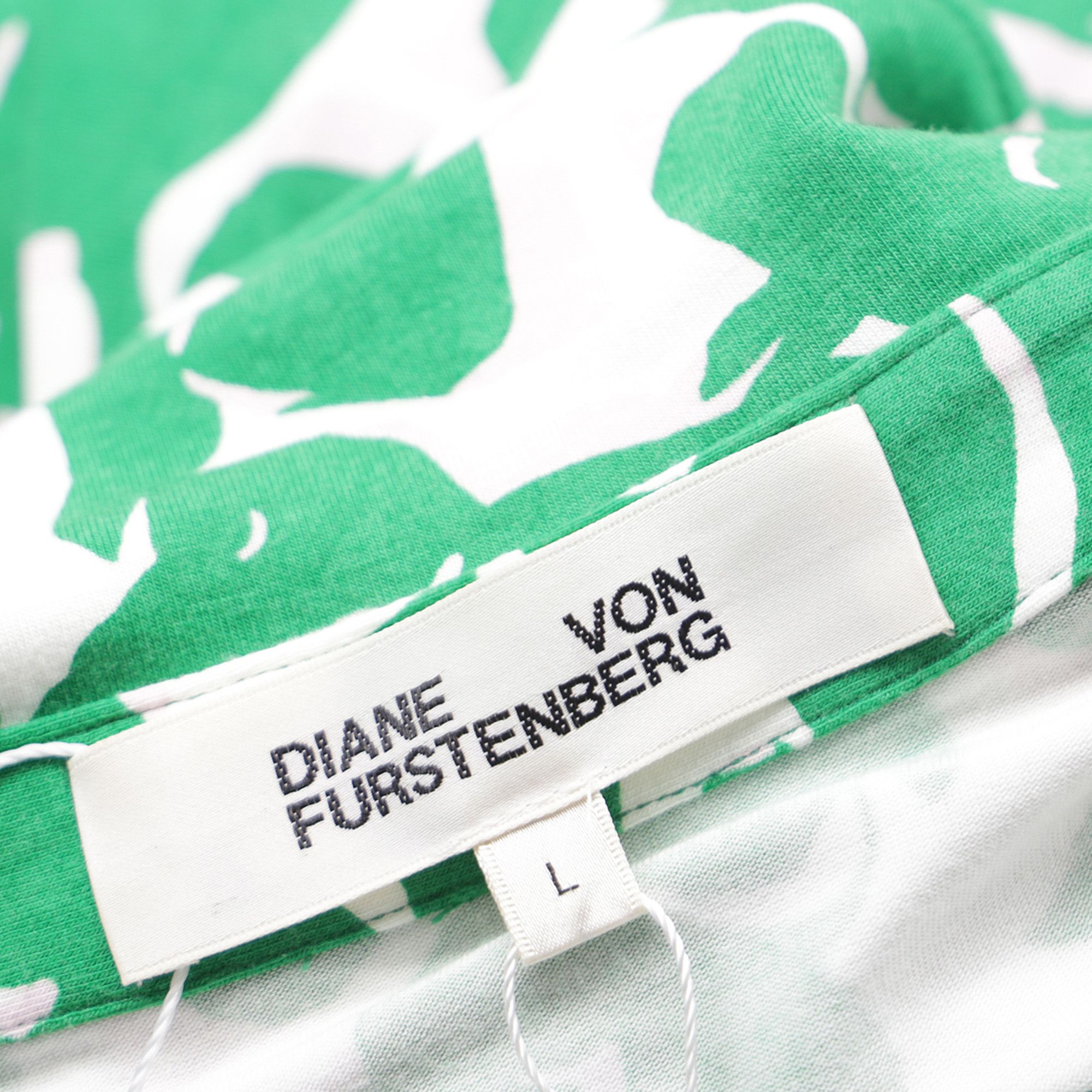 Diane von Furstenberg Diane Von Furstenberg Didi Printed Mini Wrap Dress in Green Size XS / US 0-2 / IT 36-38 - 5 Thumbnail