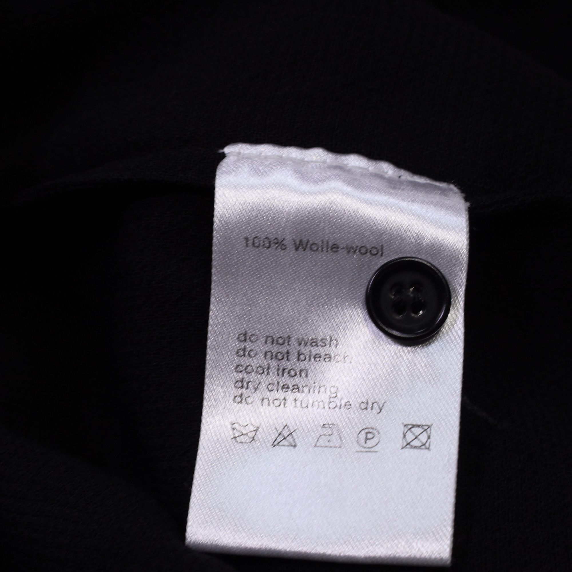 Akris Akris Punto Lasercut Scalloped Blouse in Black Wool Size XXS / US 00 / IT 34 - 6 Thumbnail