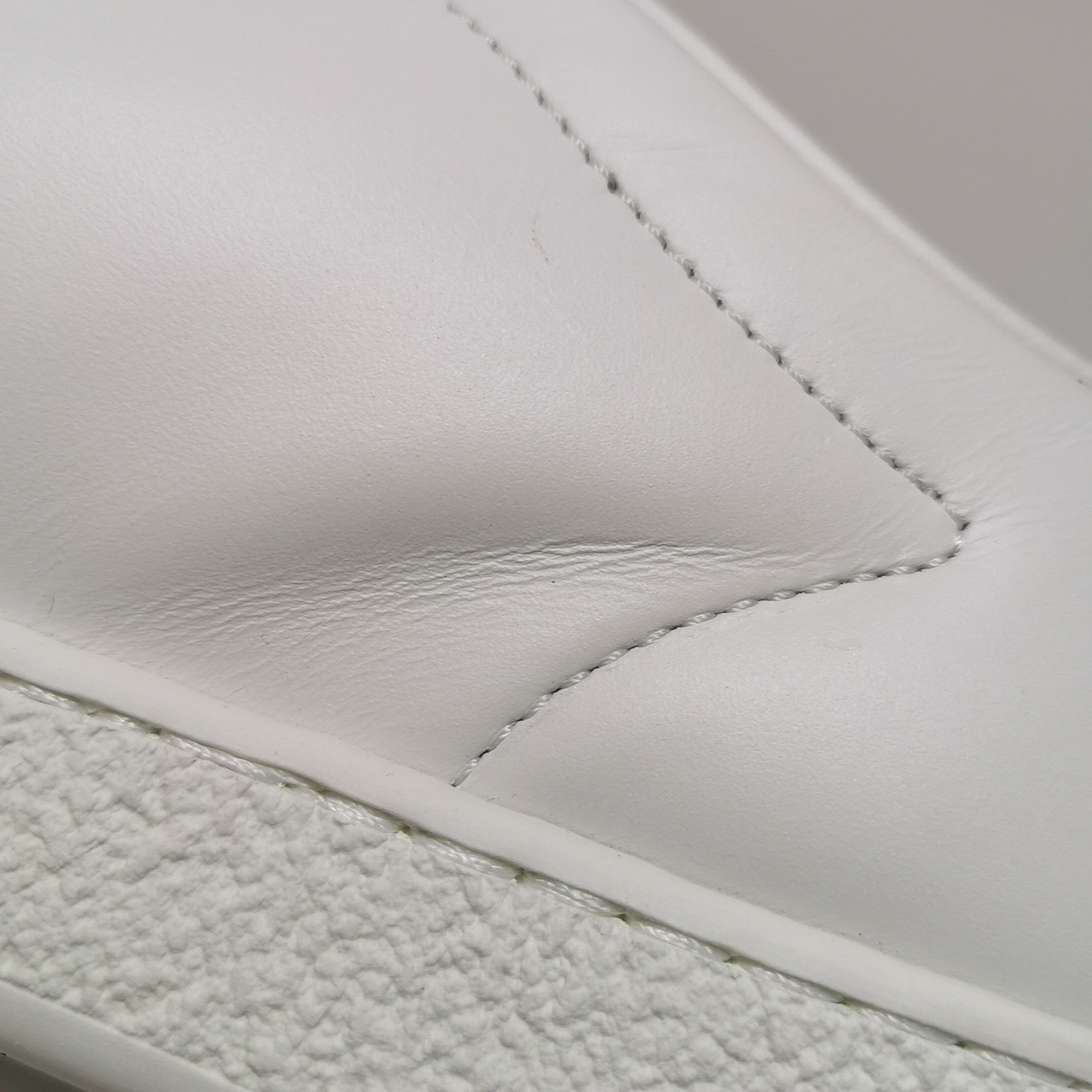 Gucci Gucci Women 5 Lowtop Sneakers Size US 5 / IT 35 - 9 Thumbnail