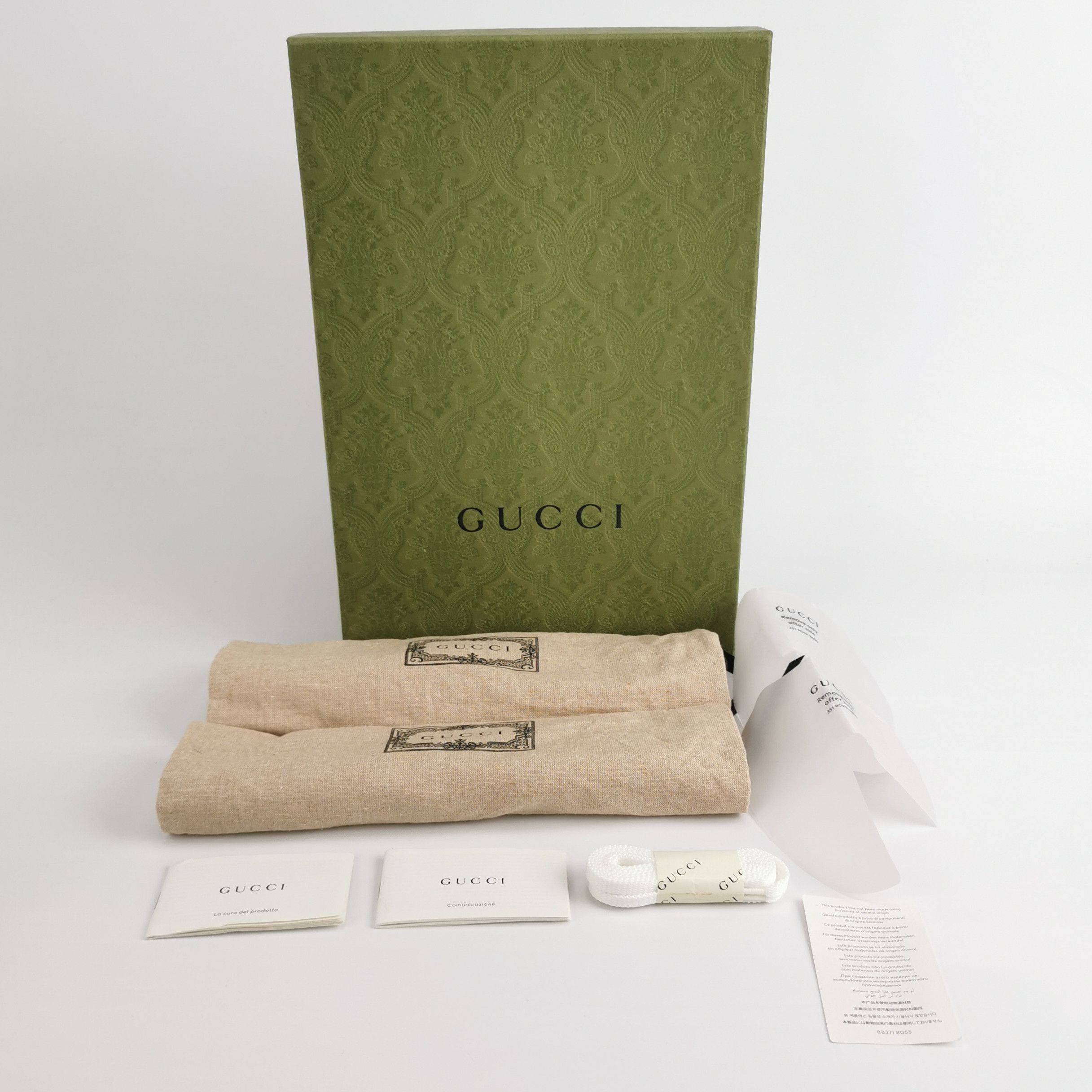 Gucci Gucci Women 6-5 Lowtop Sneakers Size US 6.5 / IT 36.5 - 6 Thumbnail