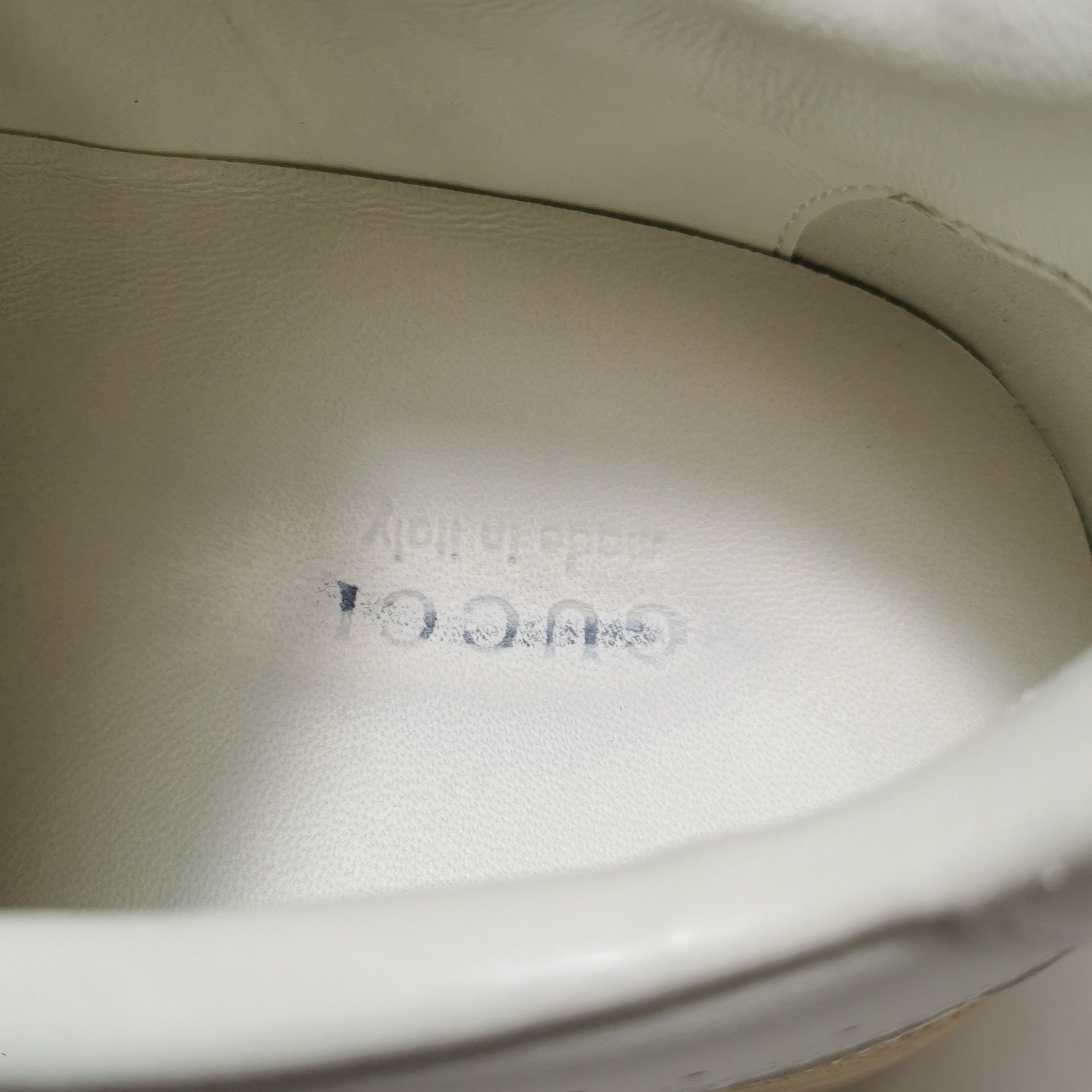 Gucci Gucci Women 9 Lowtop Sneakers Size US 9 / IT 39 - 9 Thumbnail