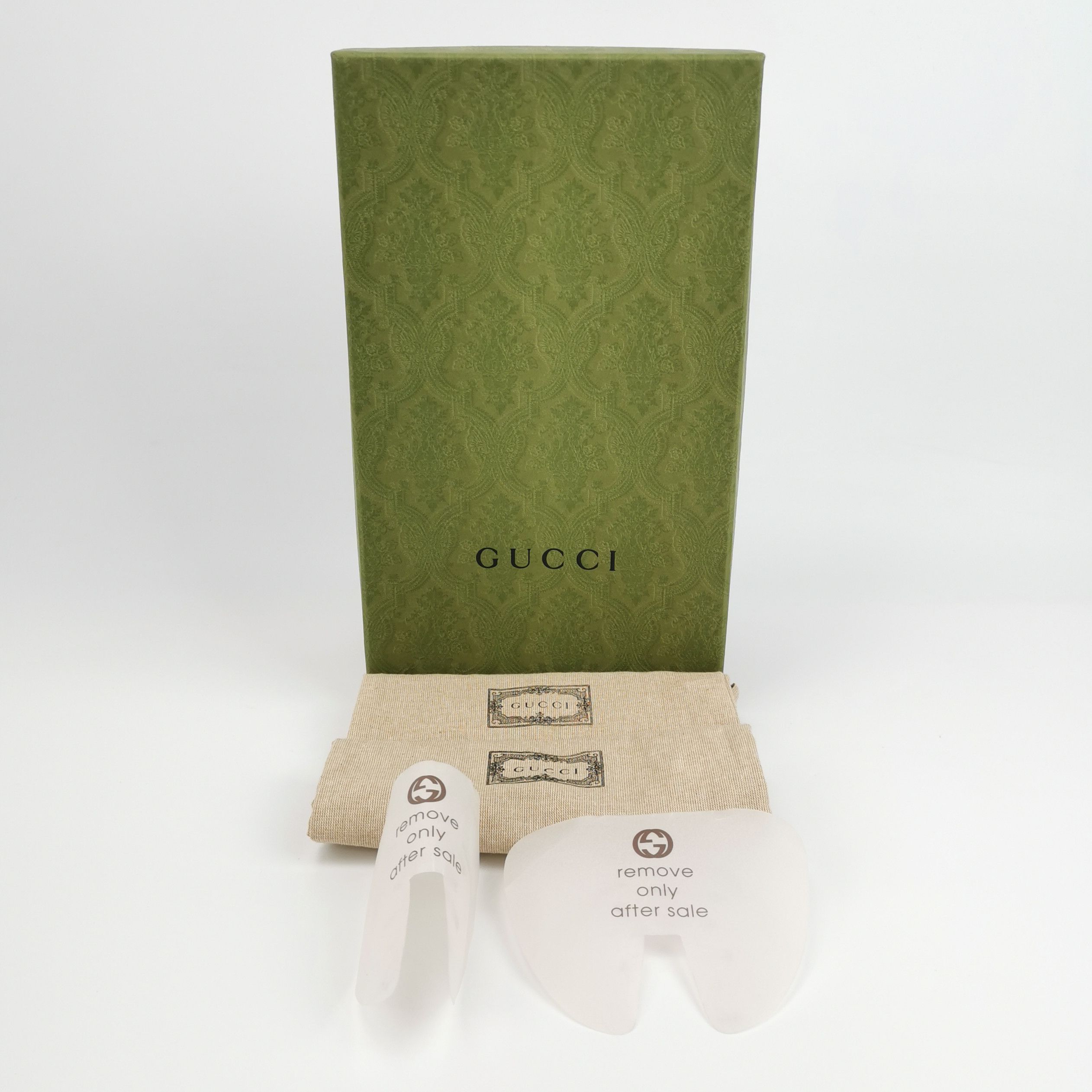 Gucci Gucci Women 5 Lowtop Sneakers Size US 5 / IT 35 - 6 Thumbnail
