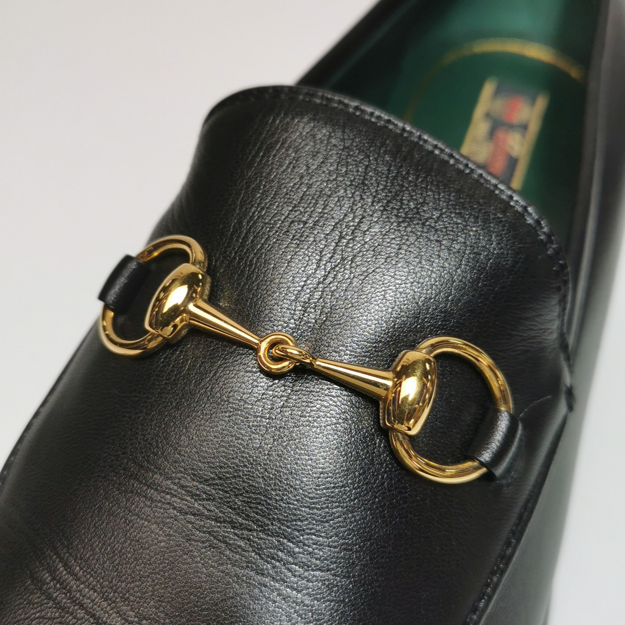 Gucci Gucci Women 7-5 Flats Size US 7.5 / IT 37.5 - 9 Thumbnail