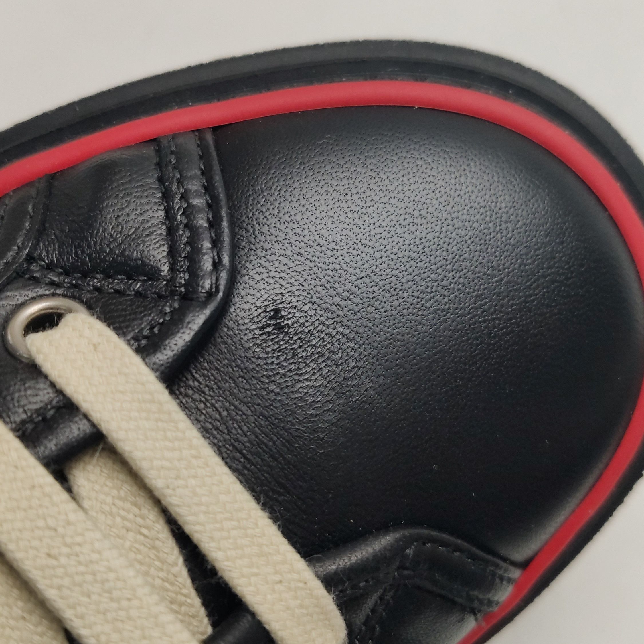 Gucci Gucci Women 7-5 Lowtop Sneakers Size US 7.5 / IT 37.5 - 7 Thumbnail
