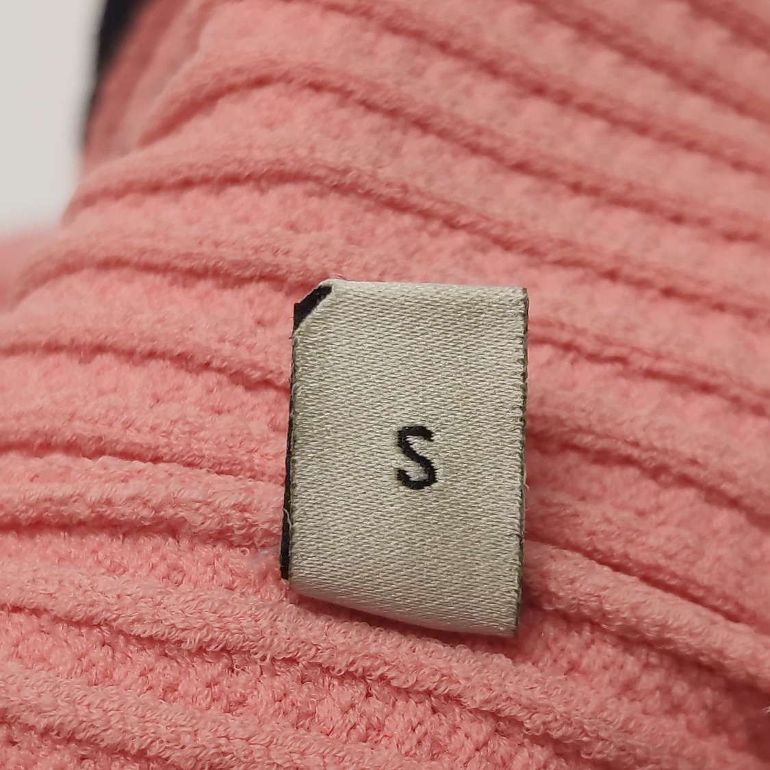 Gucci Gucci Women s Sweaters Size S / US 4 / IT 40 - 7 Thumbnail