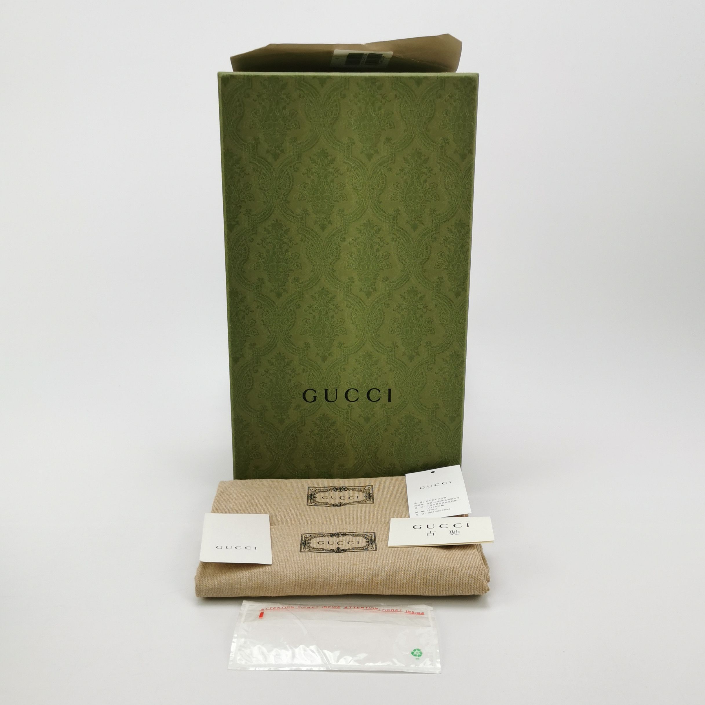 Gucci Gucci Women 9-5 Lowtop Sneakers Size US 9.5 / IT 39.5 - 6 Thumbnail