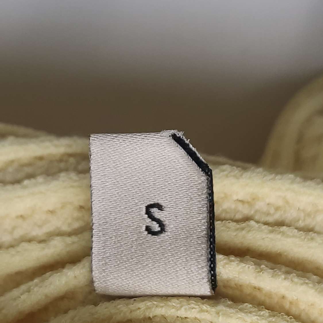 Gucci Gucci Women s Sweaters Size S / US 4 / IT 40 - 7 Thumbnail