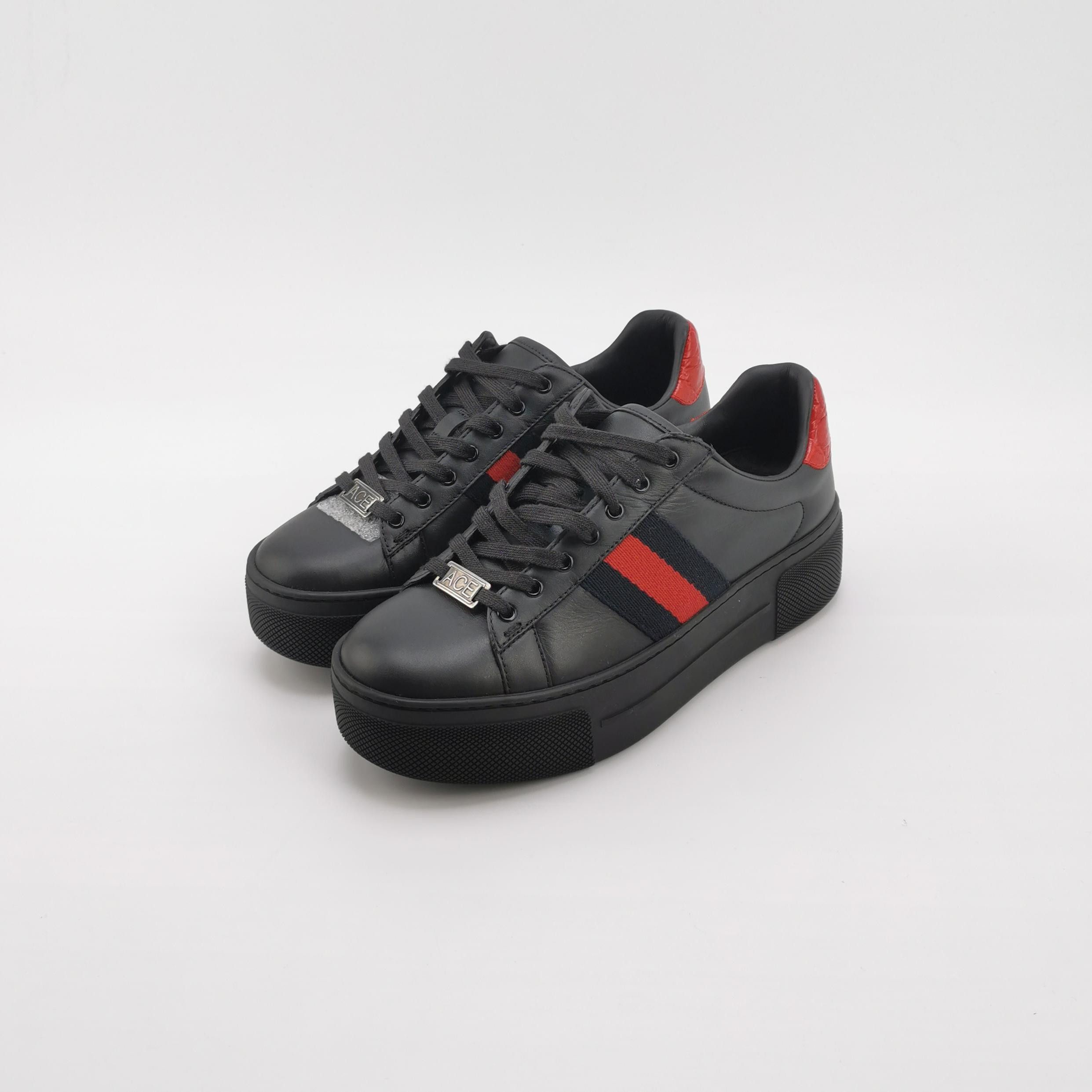 Gucci Gucci Women 6-5 Lowtop Sneakers Size US 6.5 / IT 36.5 - 2 Thumbnail