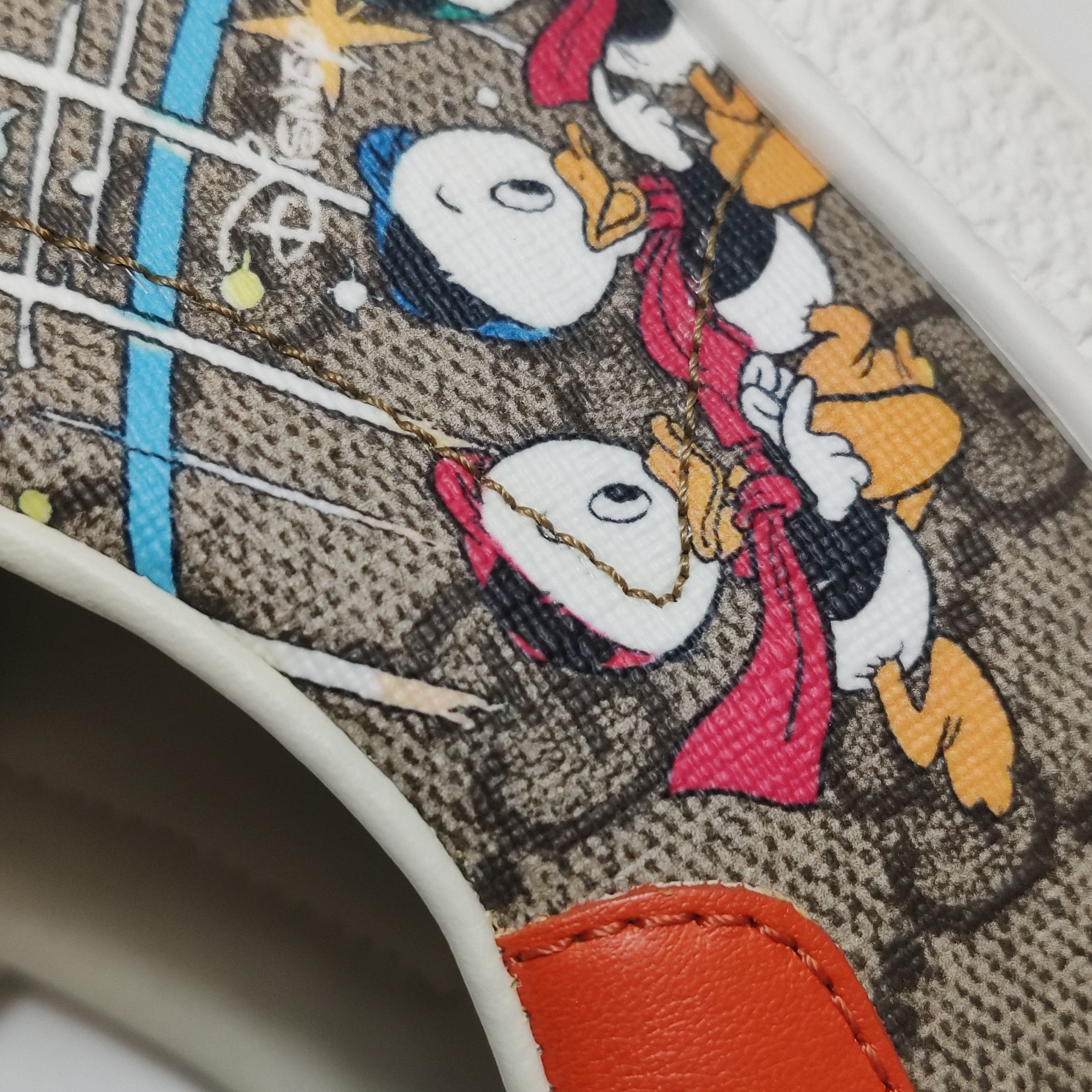 Gucci Gucci Women 6-5 Lowtop Sneakers Size US 6.5 / IT 36.5 - 7 Thumbnail