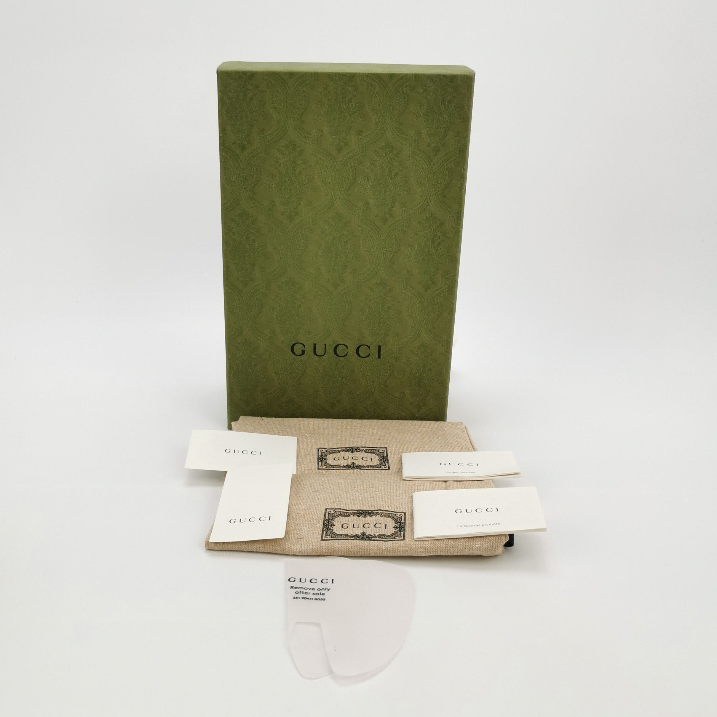 Gucci Gucci Women 6-5 Lowtop Sneakers Size US 6.5 / IT 36.5 - 6 Thumbnail