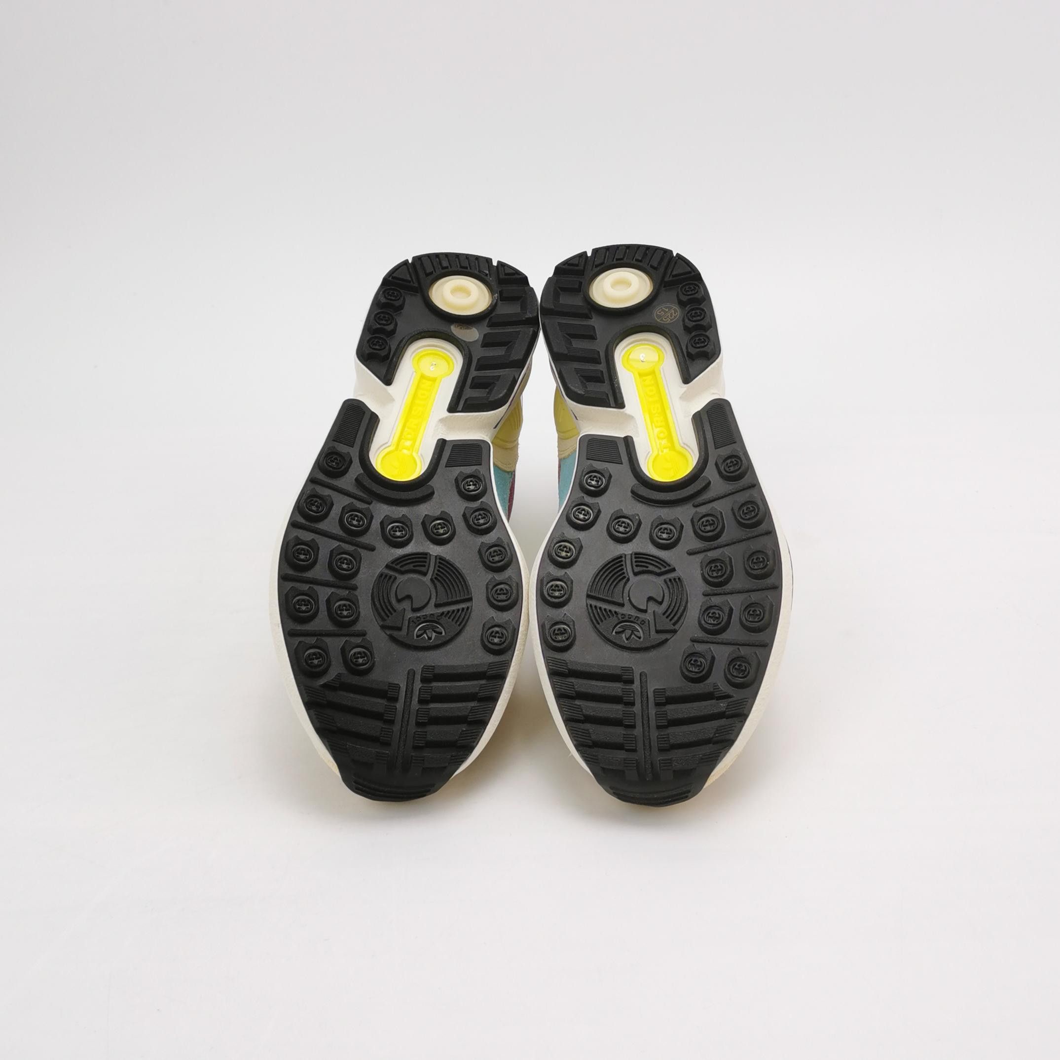 Gucci Gucci Women 5 Lowtop Sneakers Size US 5 / IT 35 - 5 Thumbnail