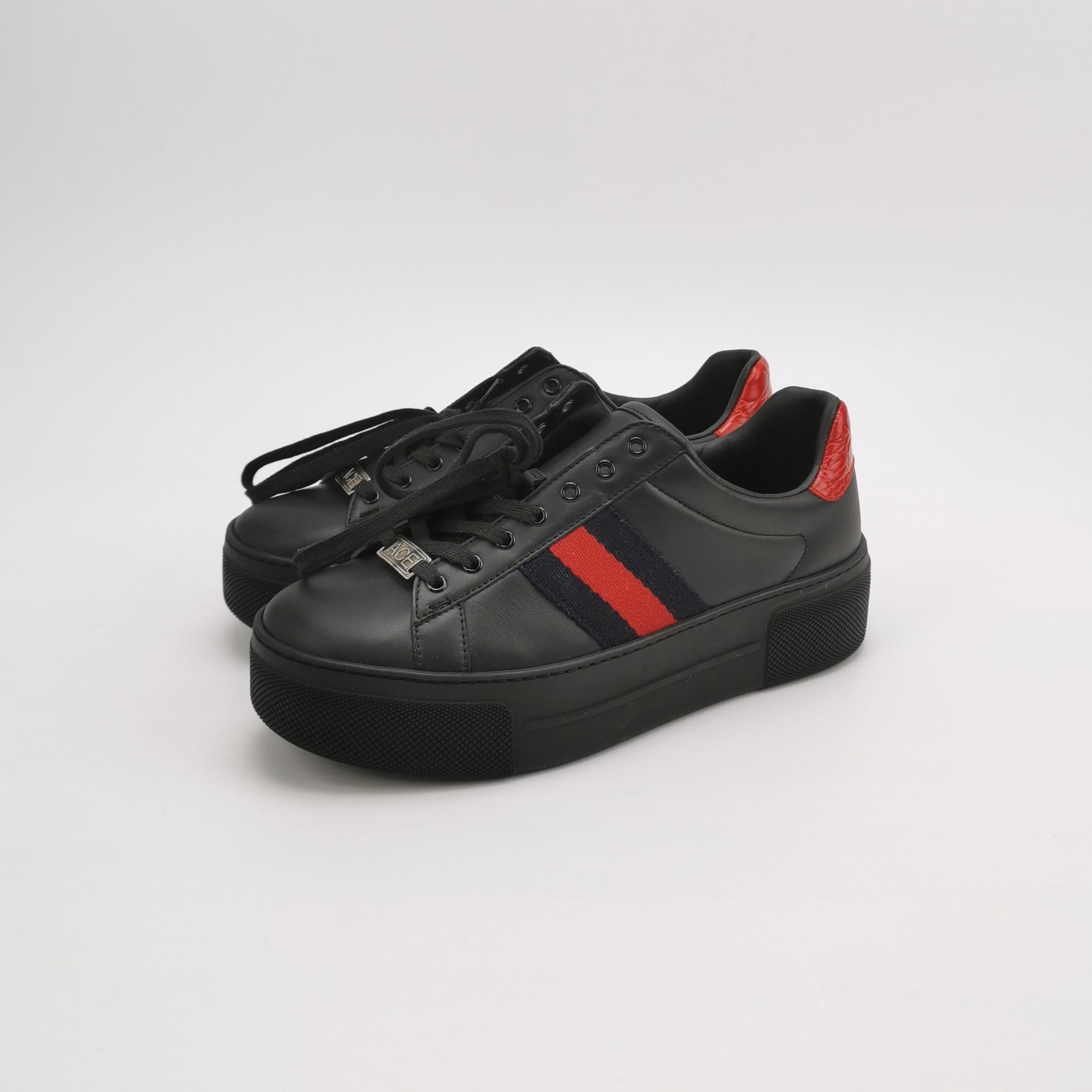 Gucci Gucci Women 7-5 Lowtop Sneakers Size US 7.5 / IT 37.5 - 2 Thumbnail