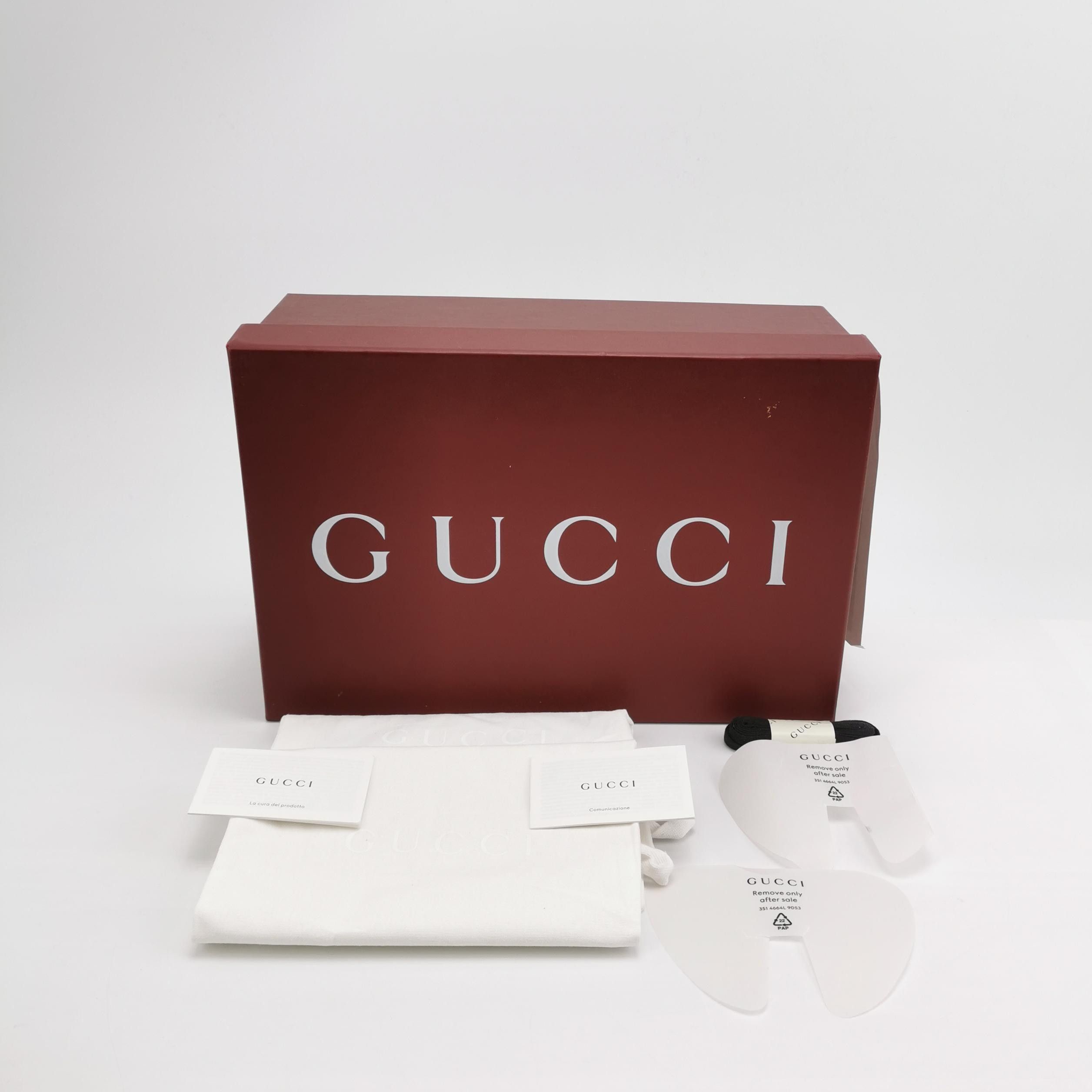 Gucci Gucci Women 7-5 Lowtop Sneakers Size US 7.5 / IT 37.5 - 6 Thumbnail