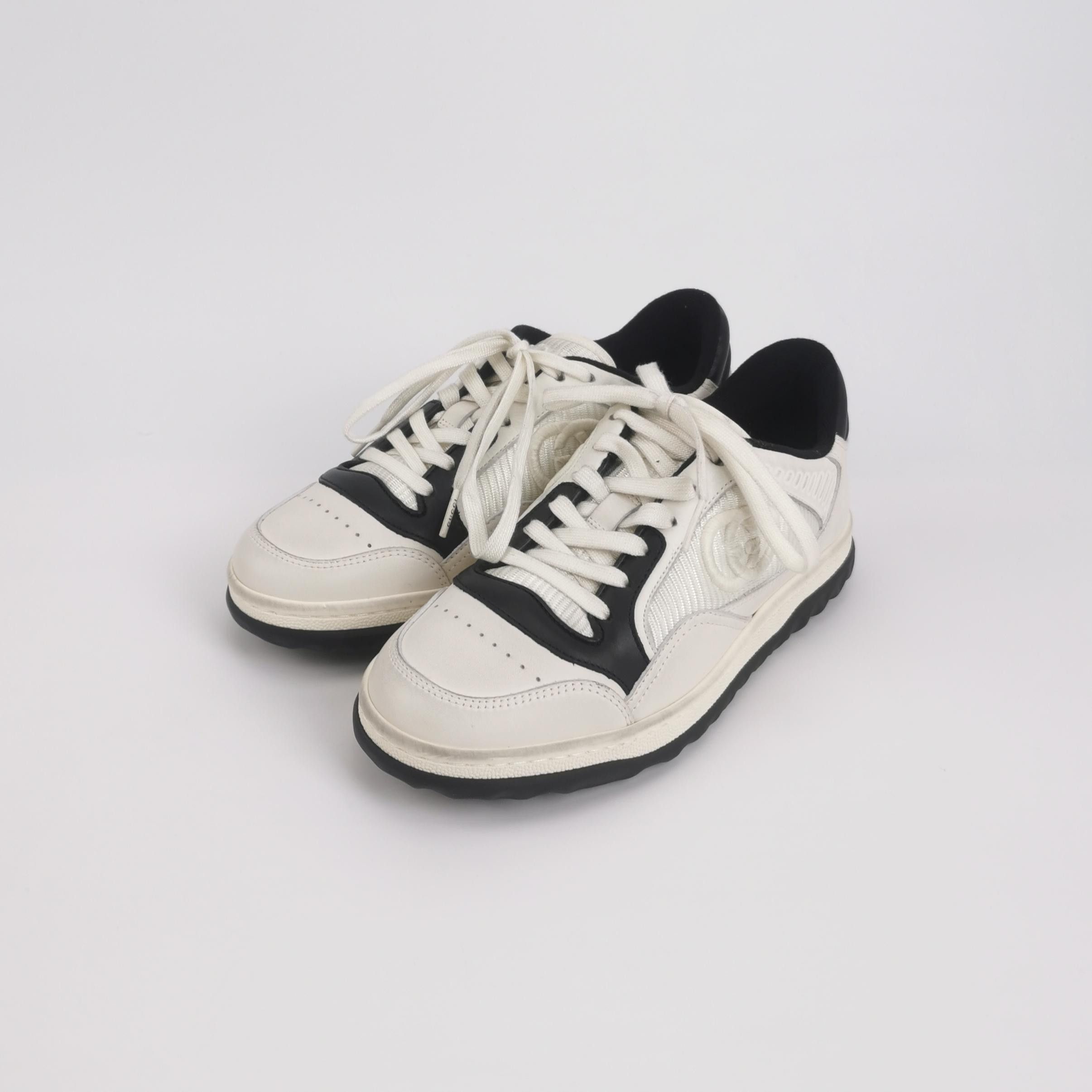 Gucci Gucci Women 5-5 Lowtop Sneakers Size US 5.5 / IT 35.5 - 2 Thumbnail