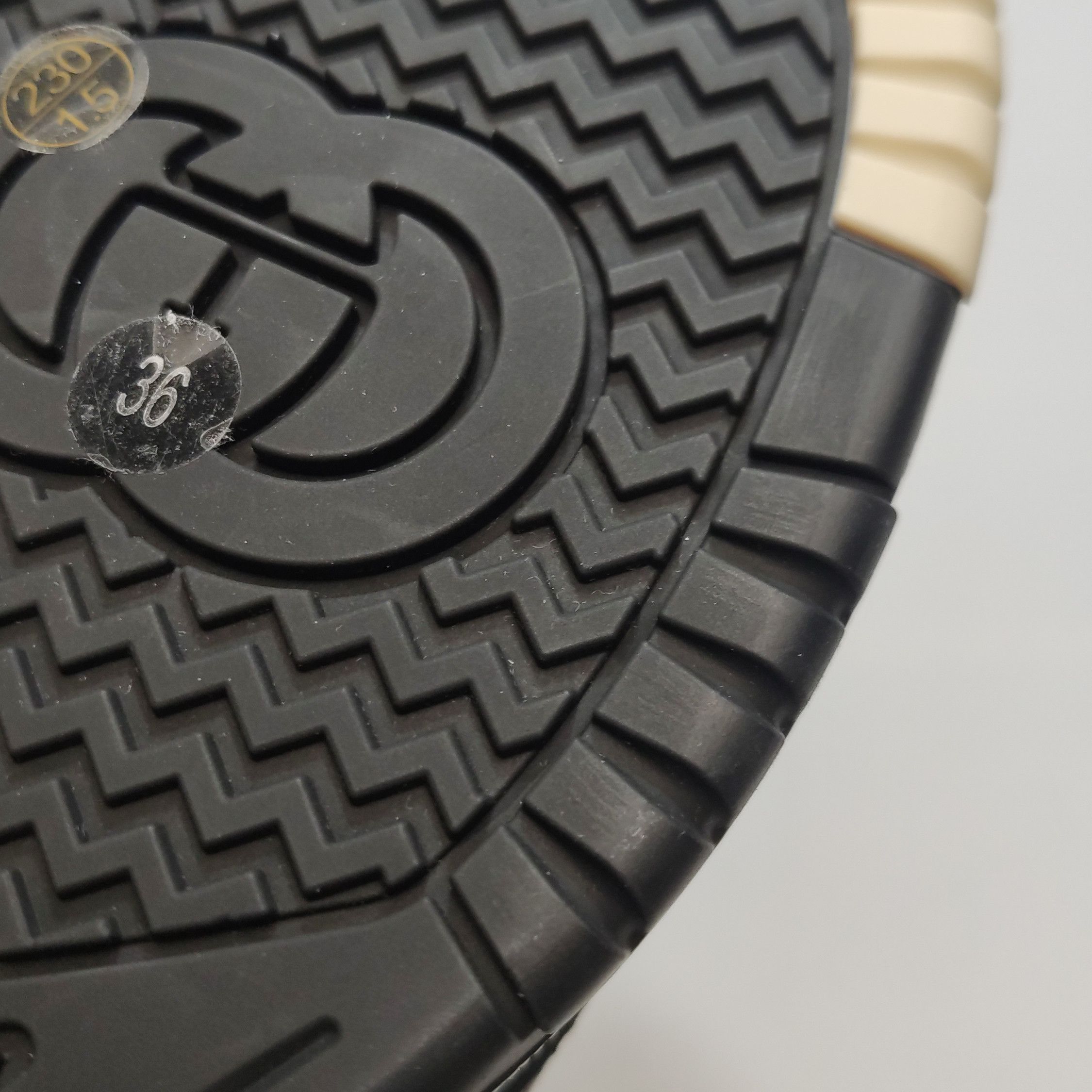 Gucci Gucci Women 6 Lowtop Sneakers Size US 6 / IT 36 - 8 Thumbnail