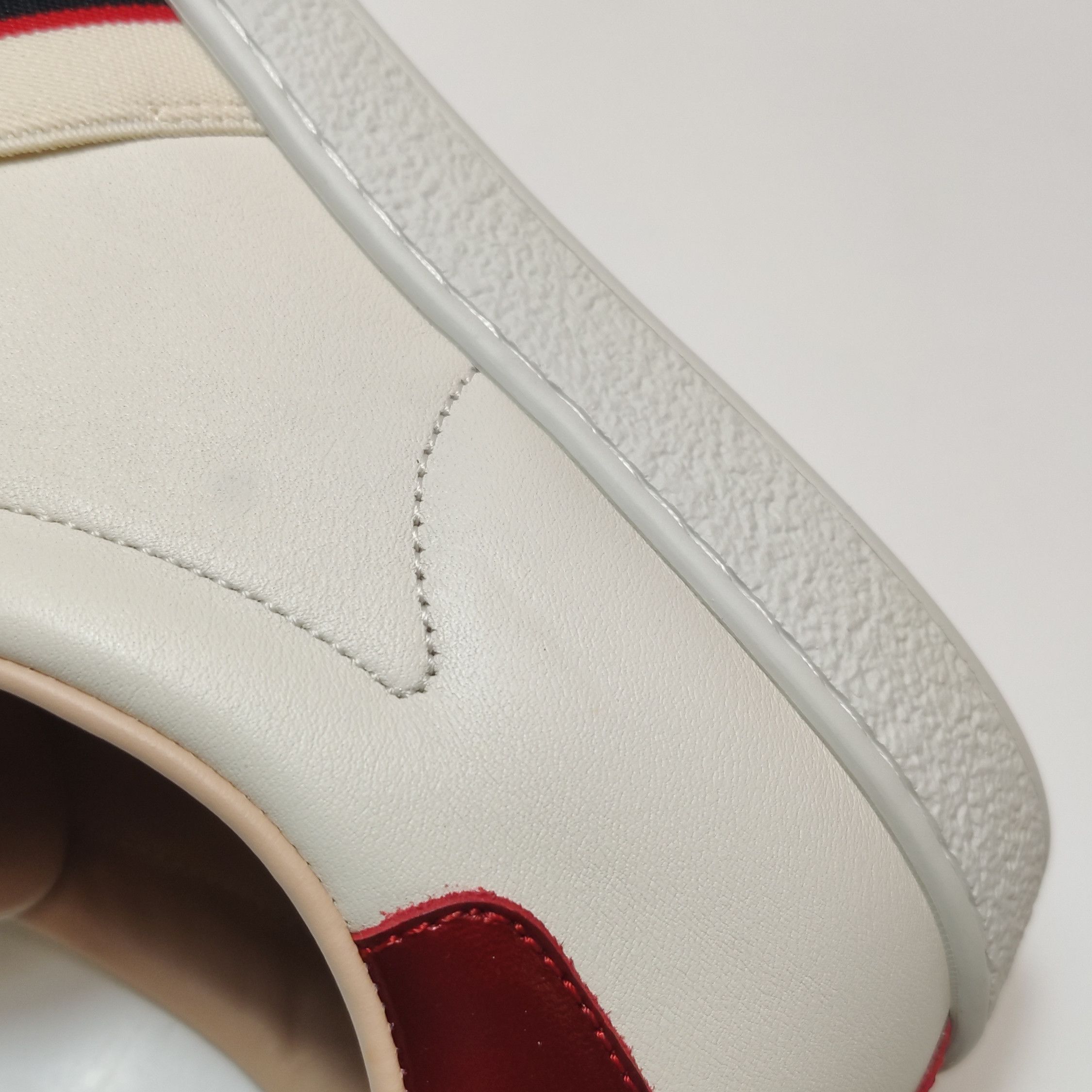 Gucci Gucci Women 9-5 Lowtop Sneakers Size US 9.5 / IT 39.5 - 10 Thumbnail