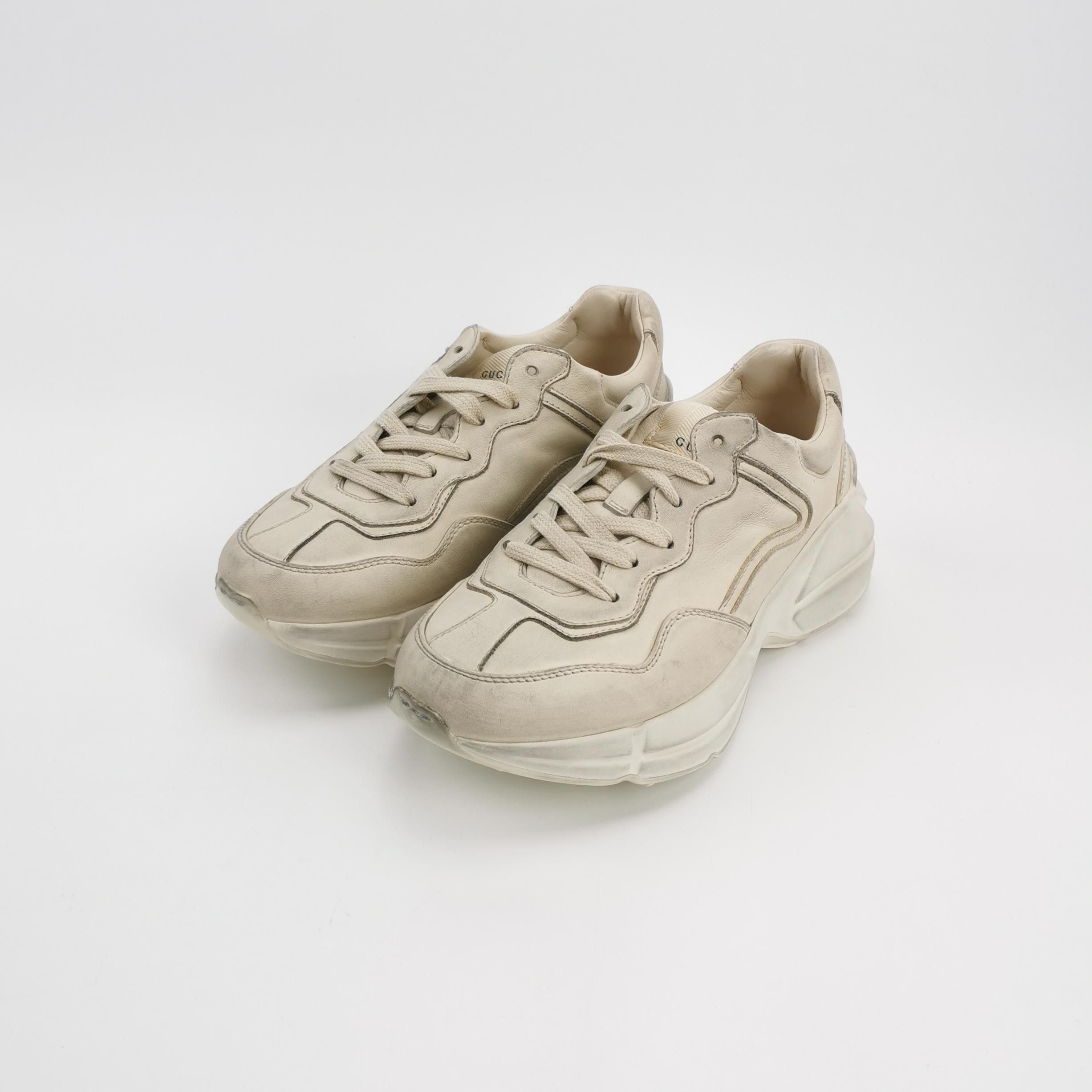 Gucci Gucci Women 5 Lowtop Sneakers Size US 5 / IT 35 - 2 Thumbnail