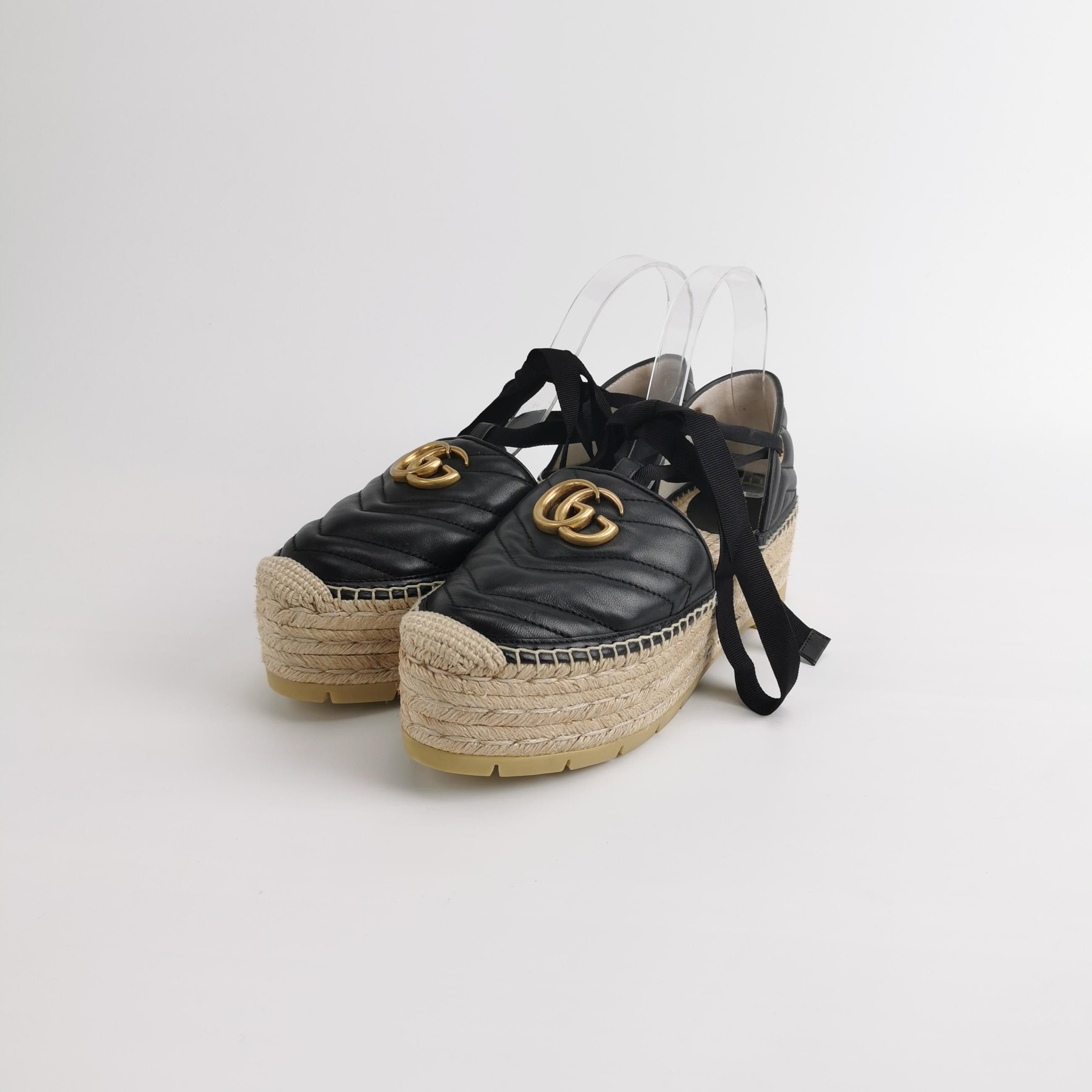Gucci Gucci Women 10 Flats Size US 10 / IT 40 - 2 Thumbnail