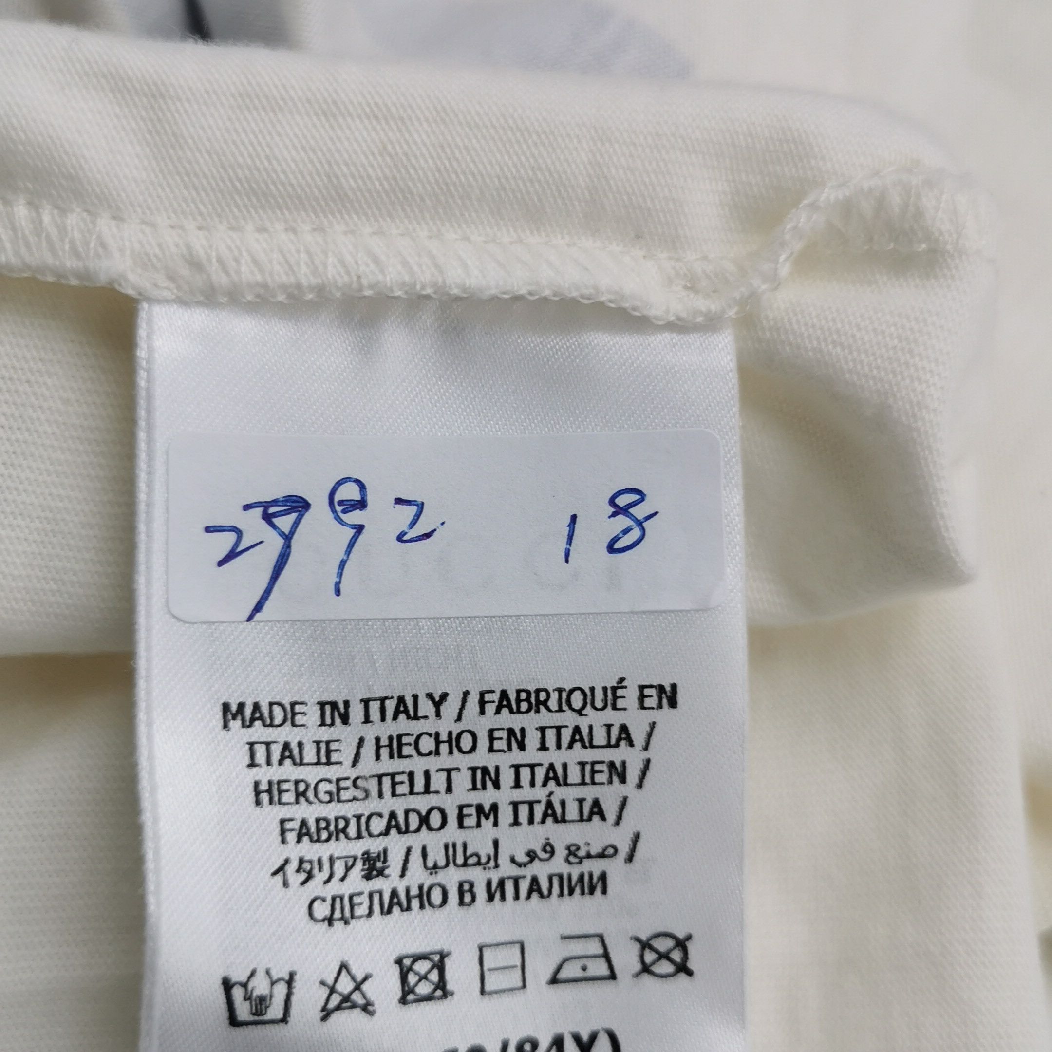 Gucci Gucci Ibiza Fruit Print T-Shirt XS Size XS / US 0-2 / IT 36-38 - 10 Thumbnail